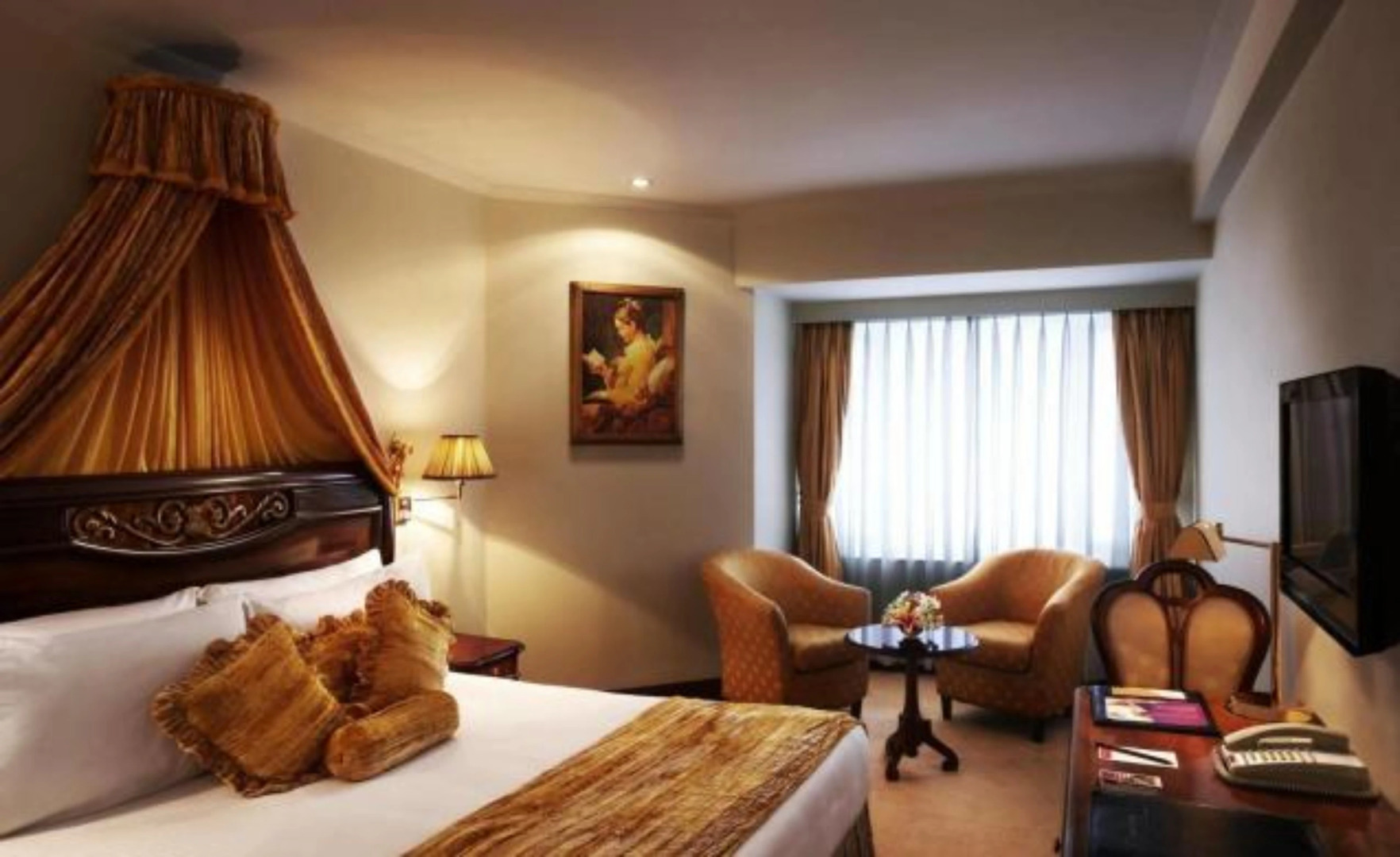 Hotel The Royal Plaza