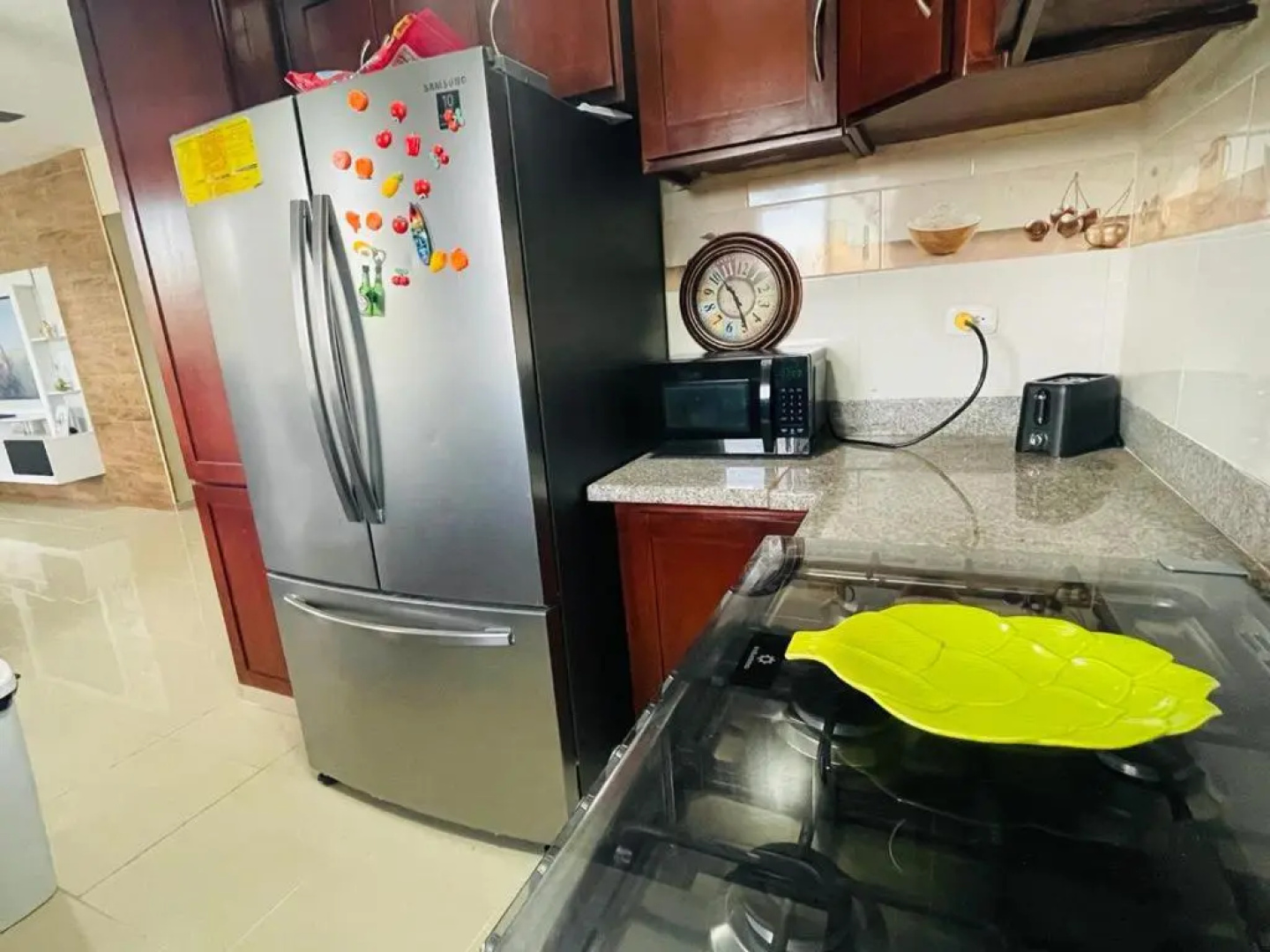 Condo 3 Bd Apt, Internet,2 Parqueo,lavadora,ac