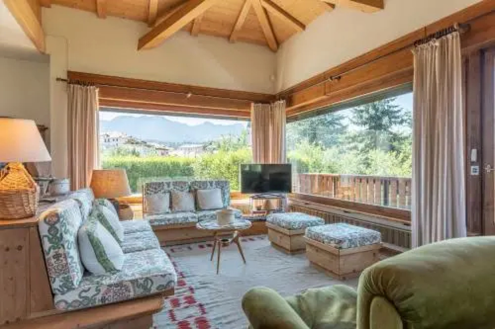 Dolomites white rest