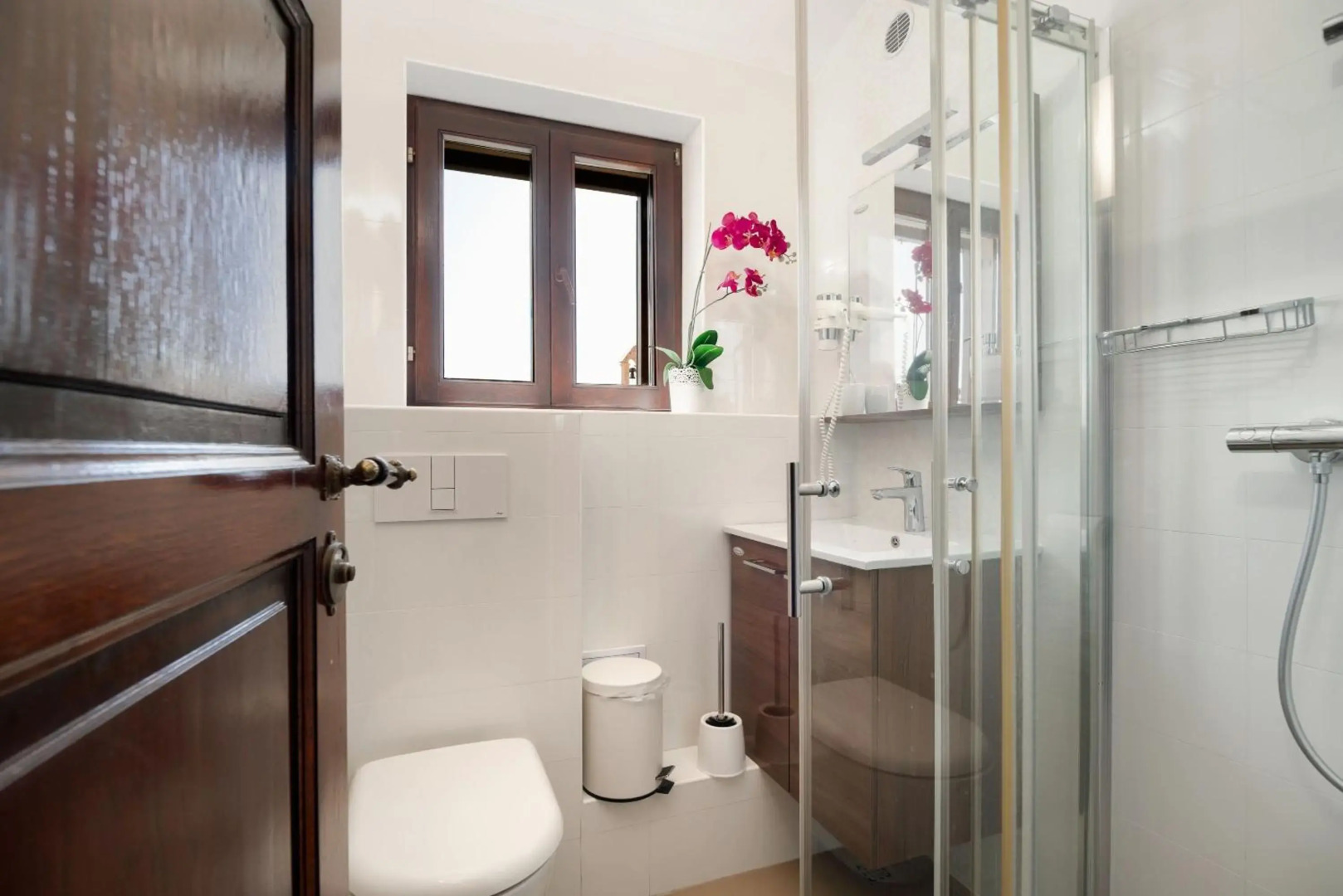 Luxury Apartments Perko