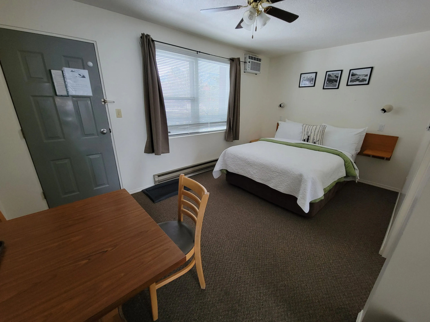 Mountain Springs Motel