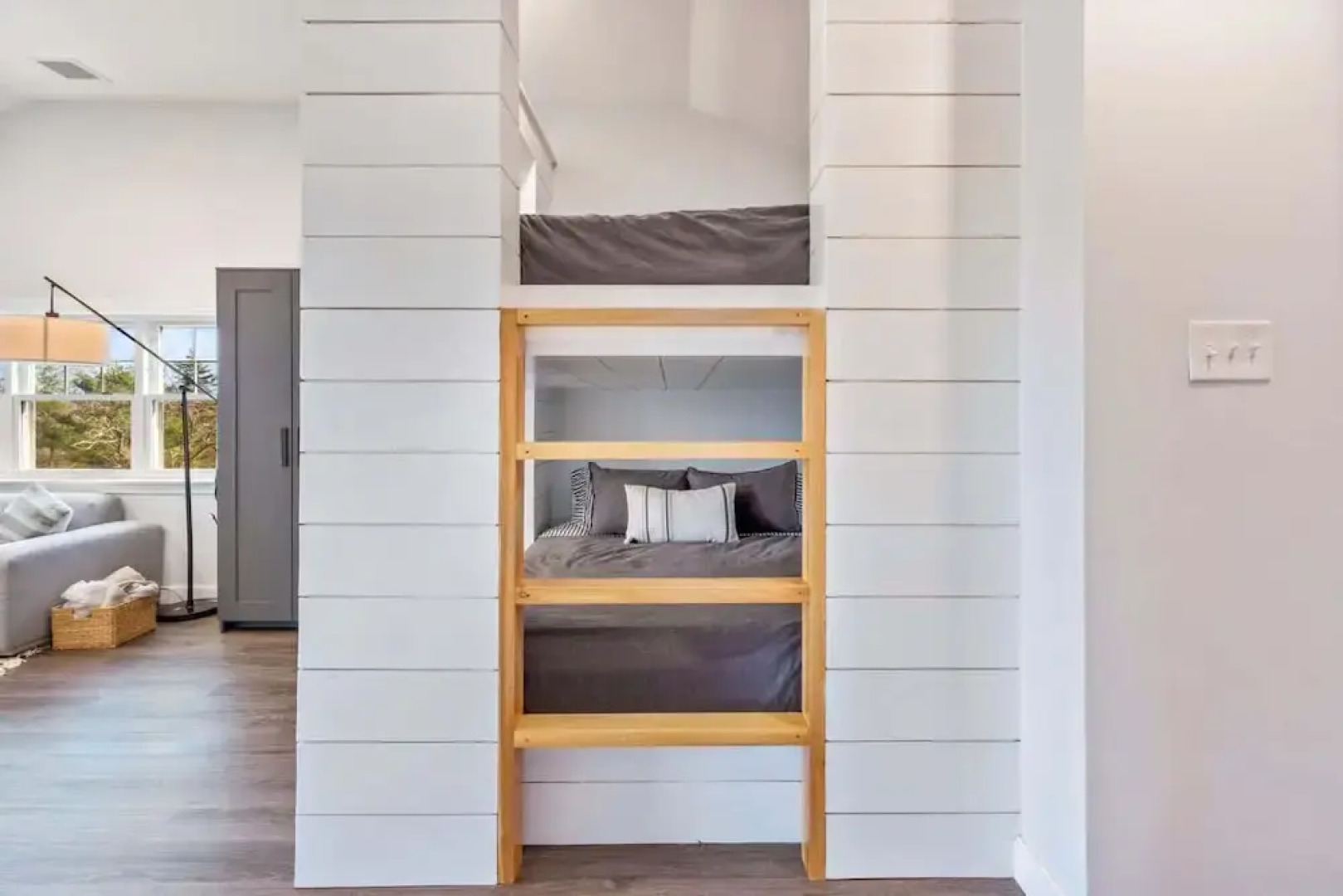 Game Room, Home Gym, 1 Mile to Beach