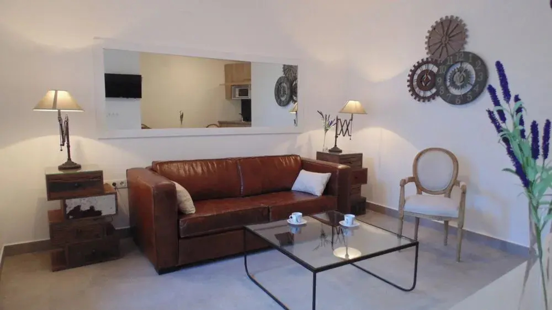 Downtown Luxury Suites