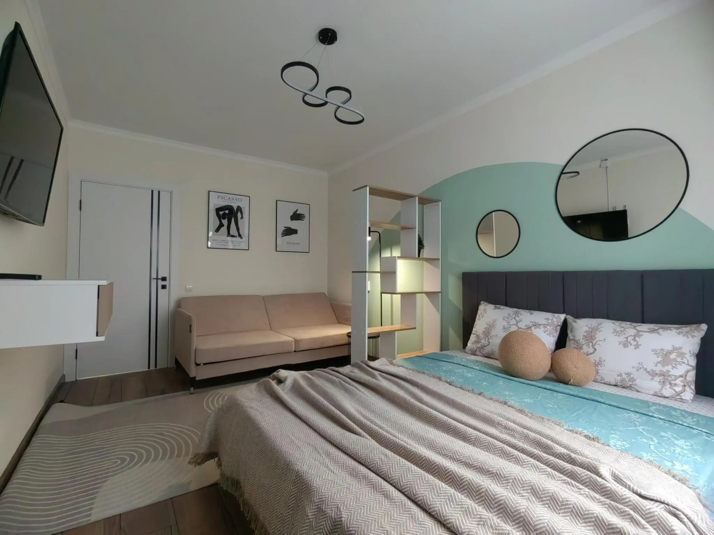 Апартаменты на улице 45-я Параллель