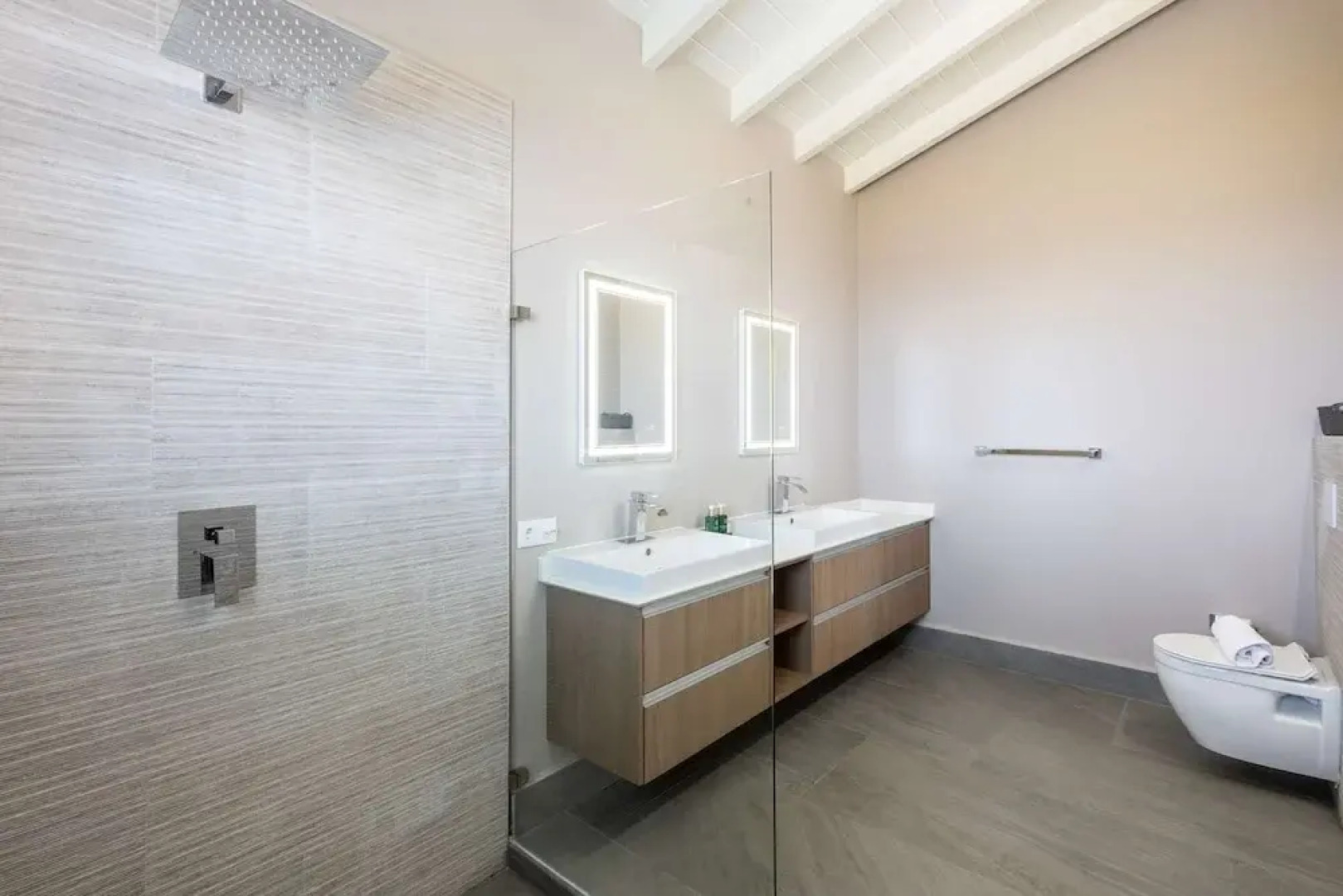 Holidays 17 in Sint Willibrordus