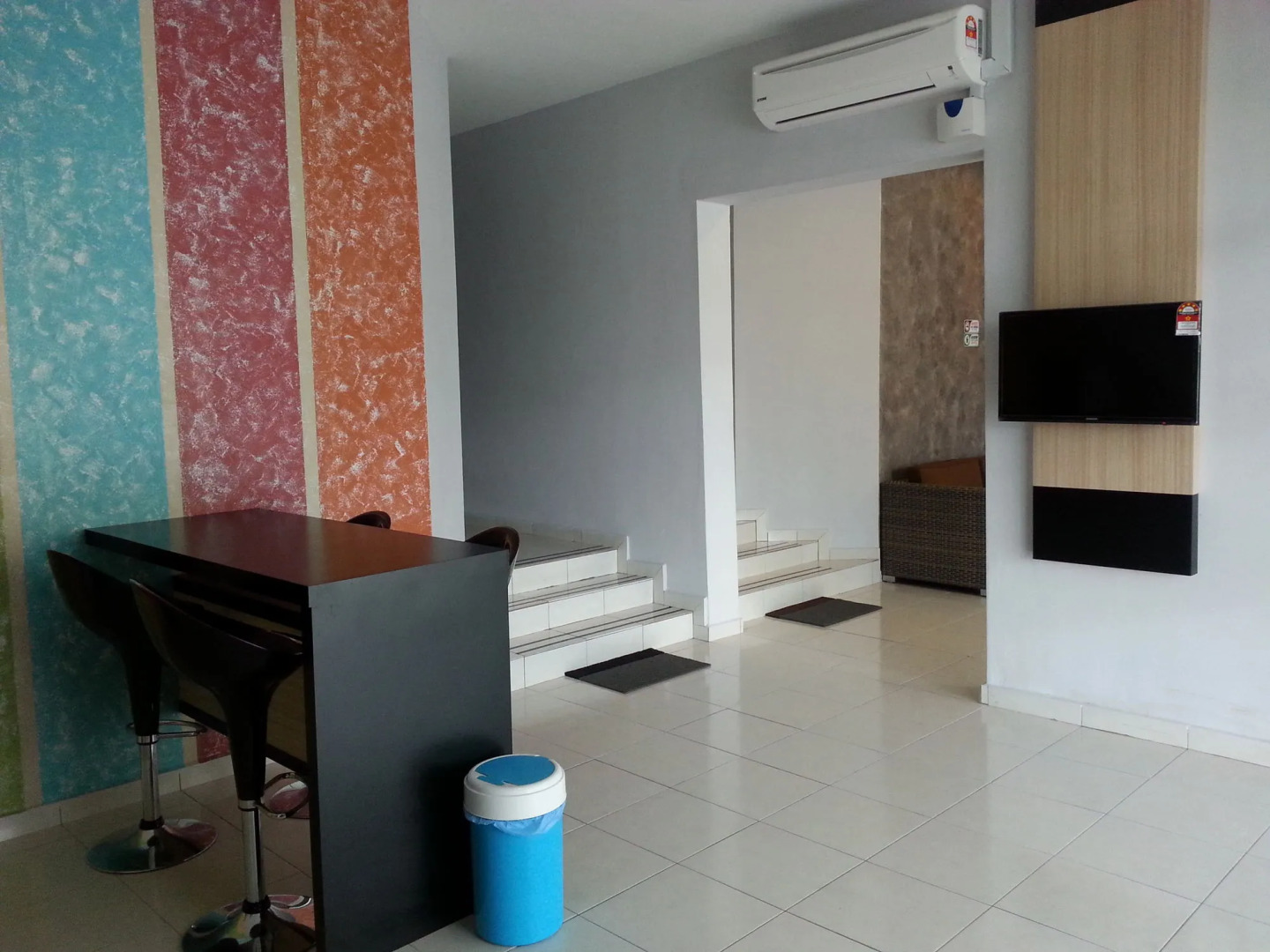 Super OYO 89930 Golden Guest House