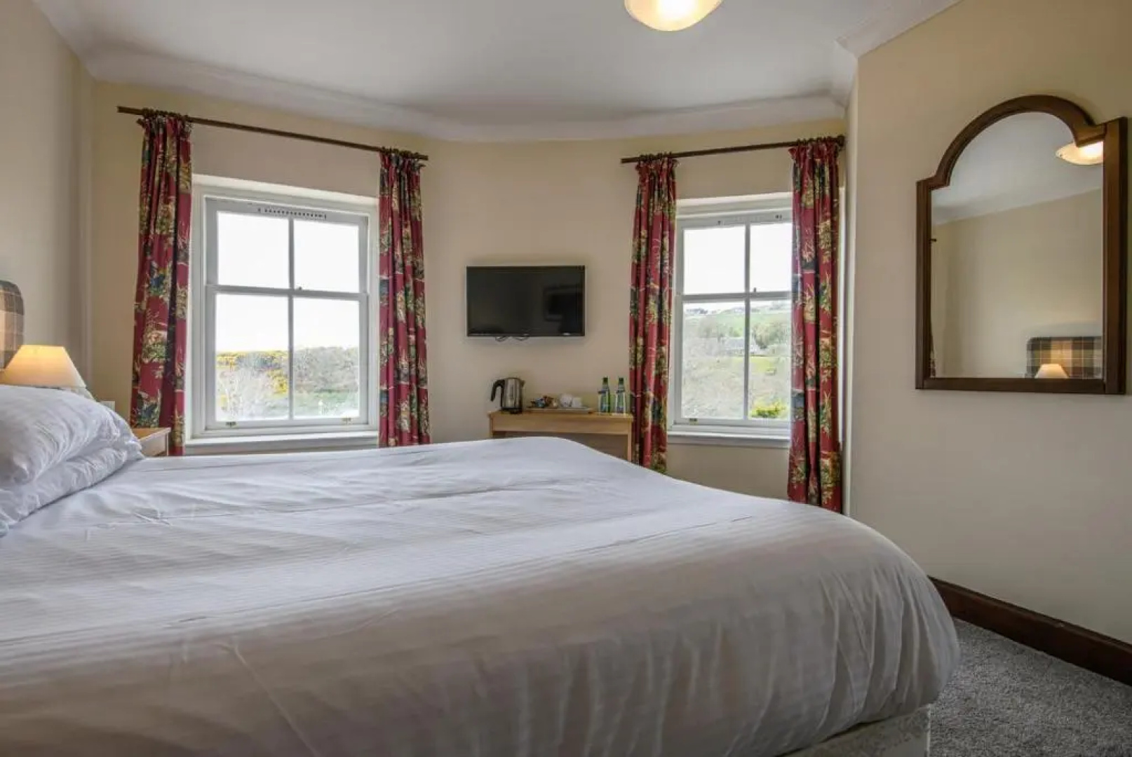 Bridge Hotel