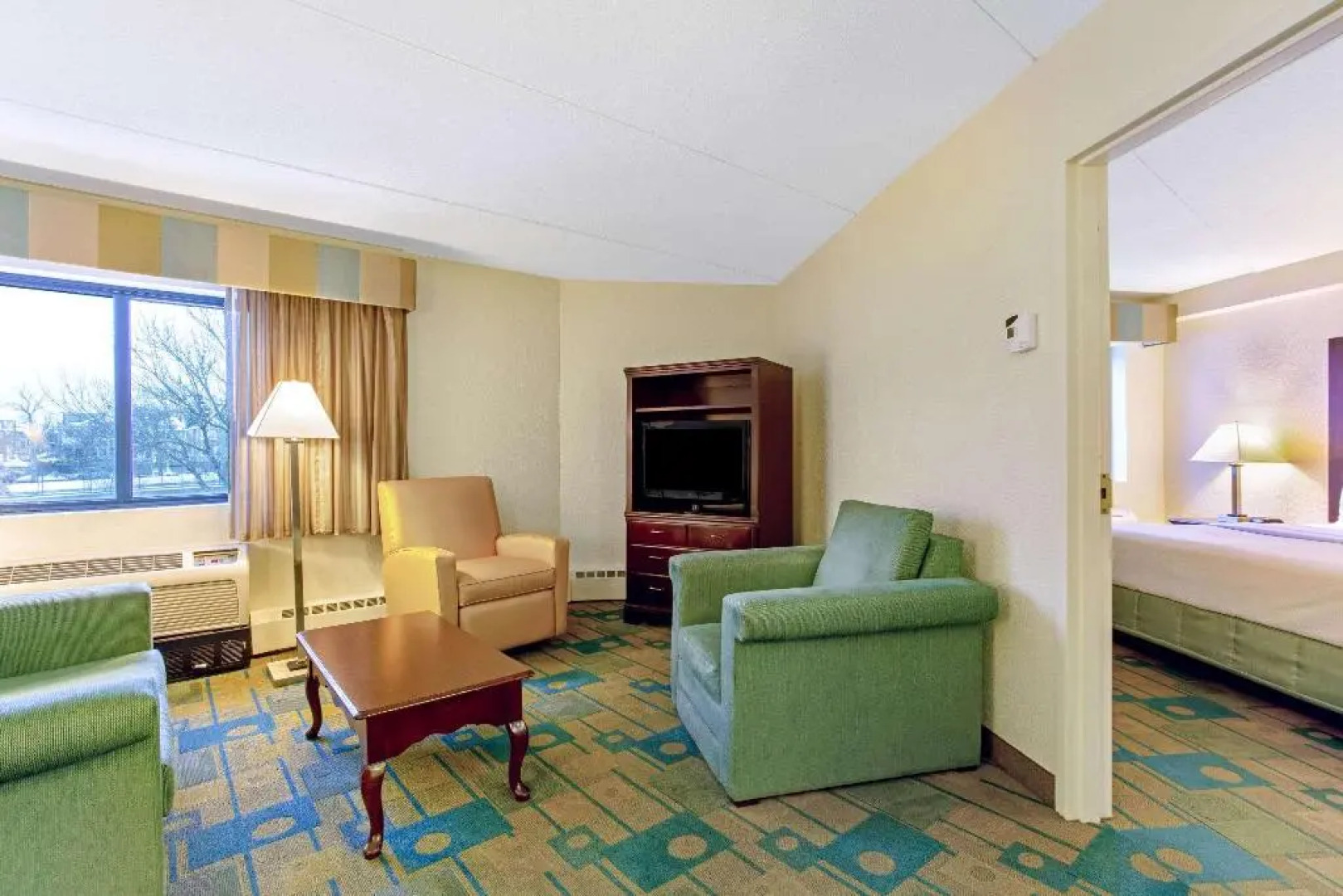 La Quinta Inn And Suites Boston-Somerville