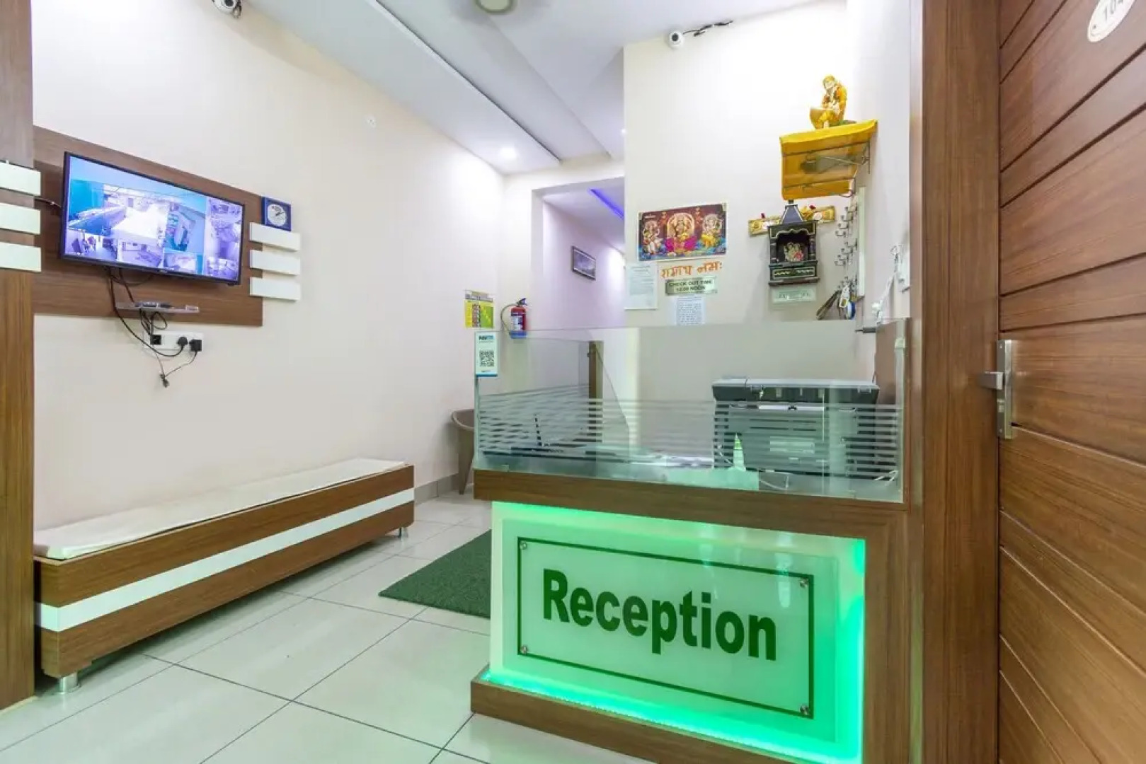 OYO 44100 Green Valley Lodge