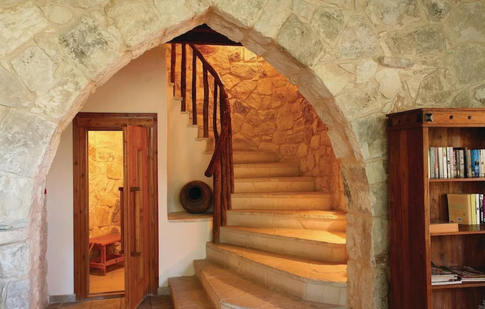 Beautiful Home in Miliou Paphos with Hot Tub, Sauna & 3 Bedrooms