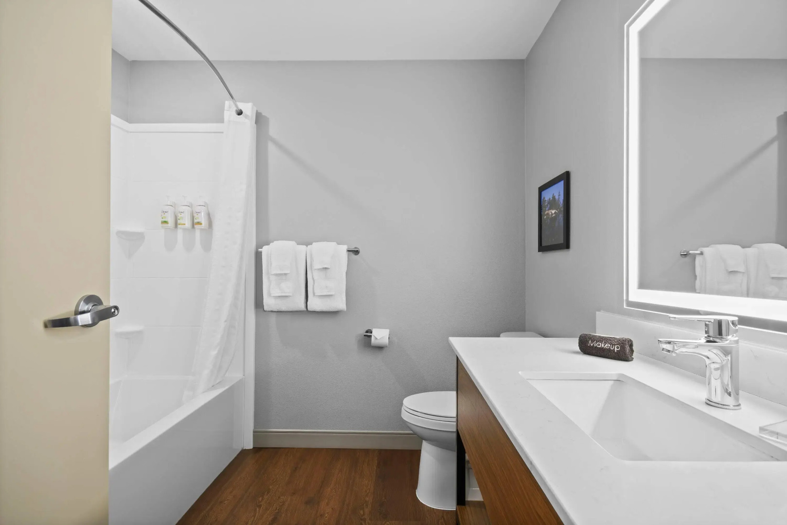 AmericInn by Wyndham International Falls