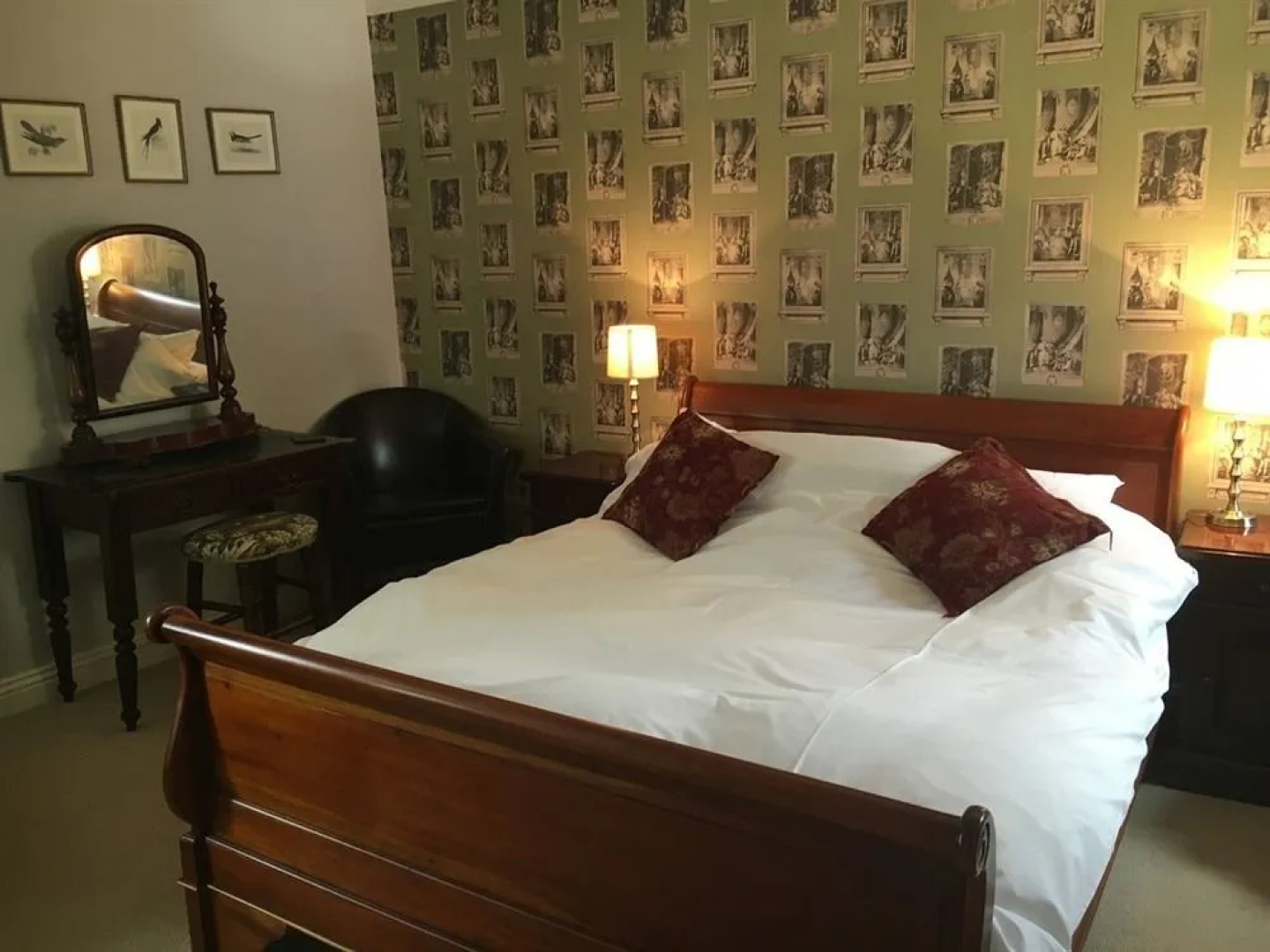 The Crown & Plough