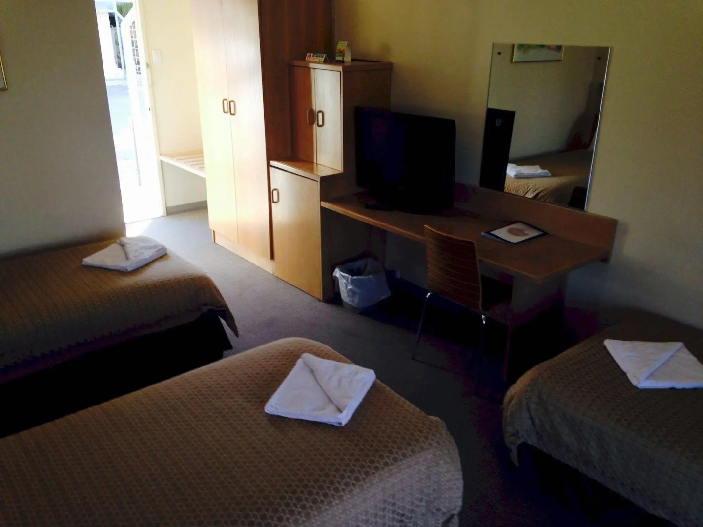 Nightcap at Roxby Downs