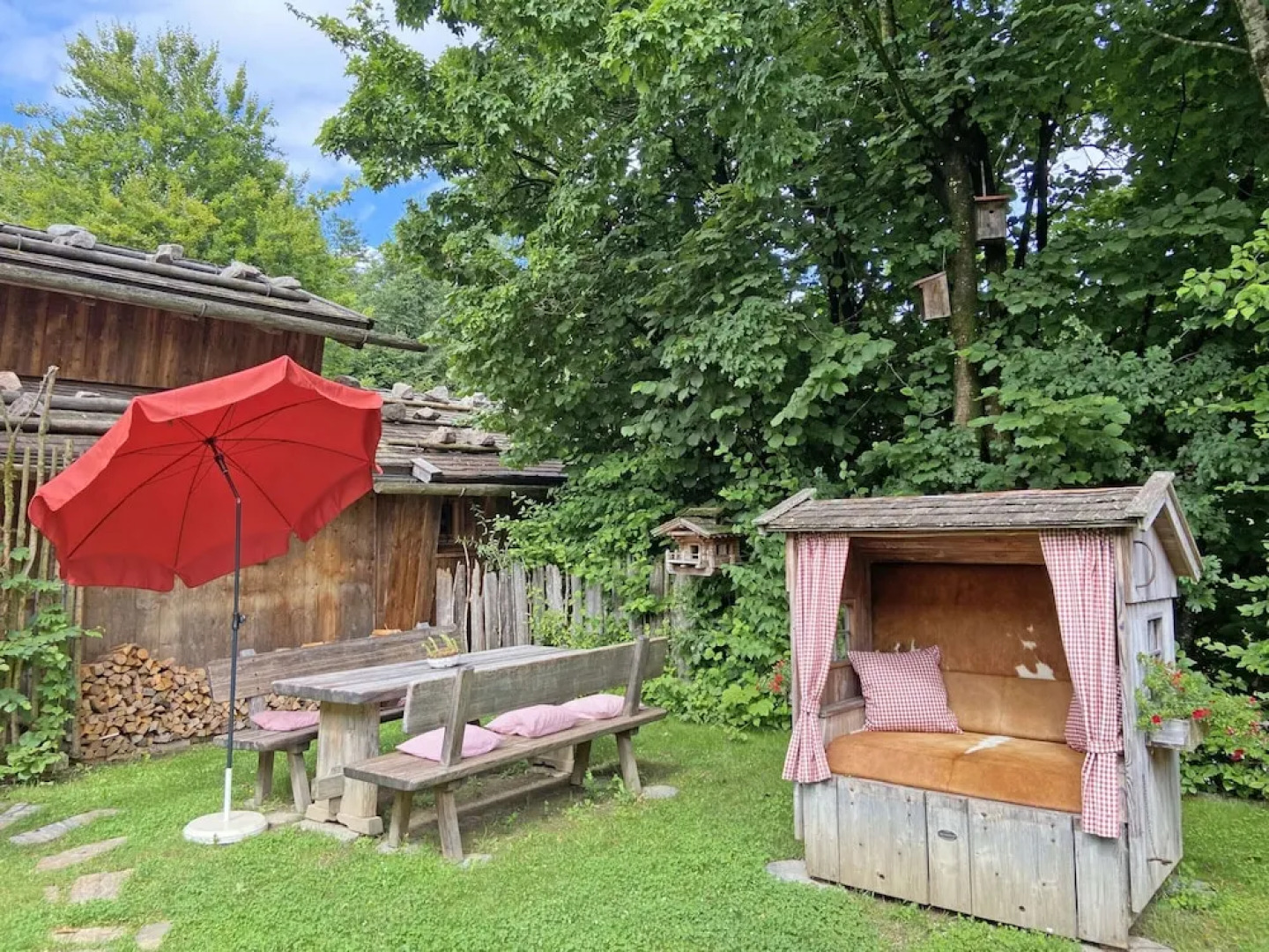 Eco-friendly Chalet Near the Lake in Asten