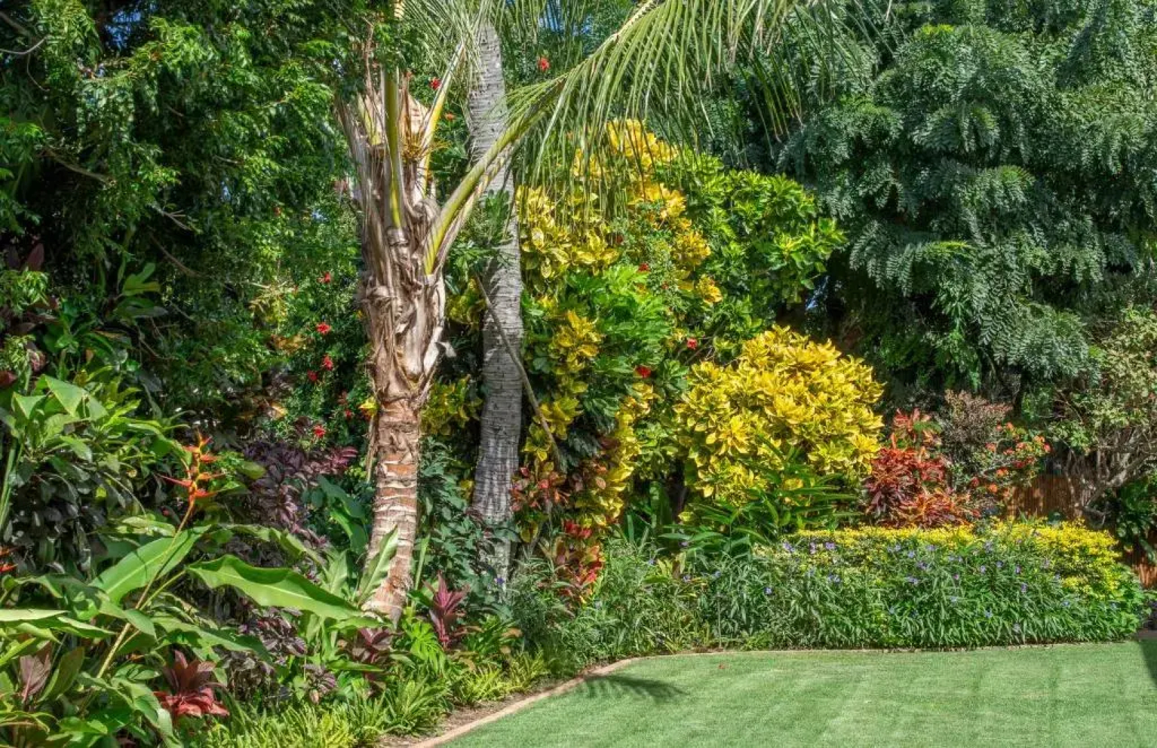 Castle Napili Surf Beach Resort