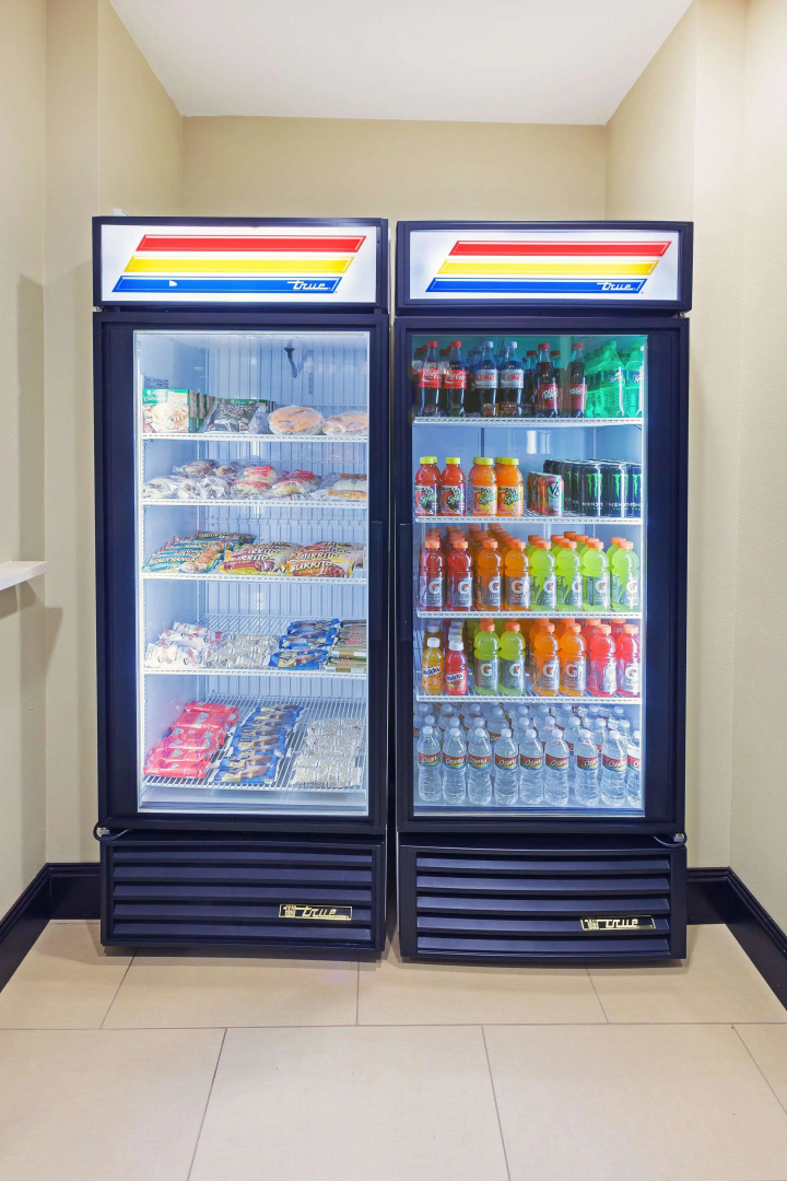 La Quinta Inn & Suites by Wyndham Floresville