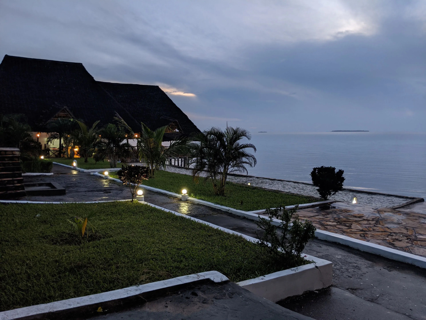 Amaan Ocean Kihinani Hotel