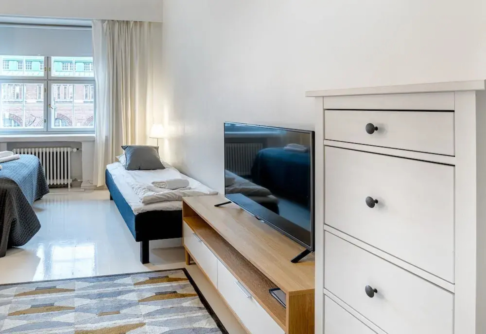 Experience Living Urban Apartments