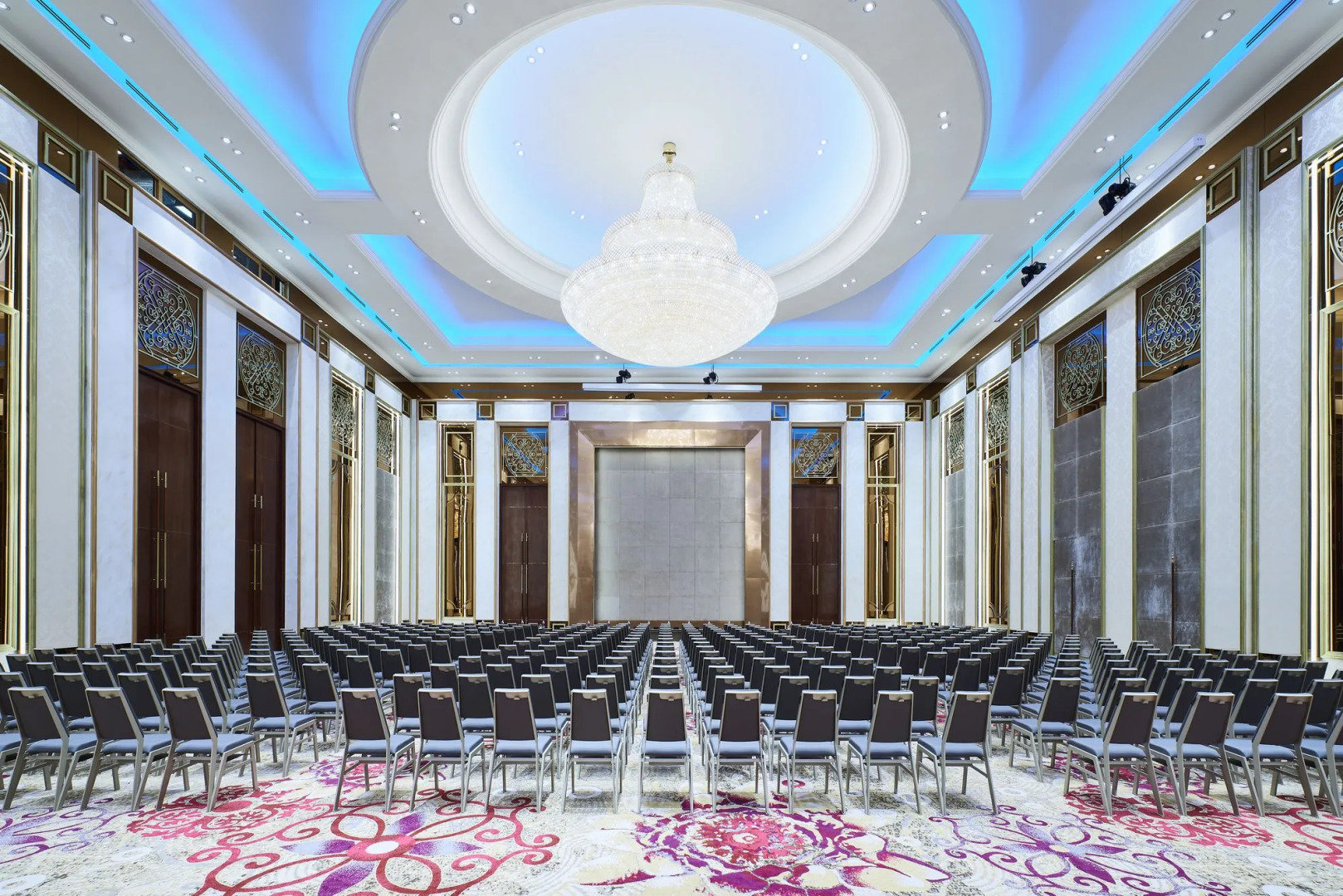 Sheraton Grand Danang Beach Resort & Spa