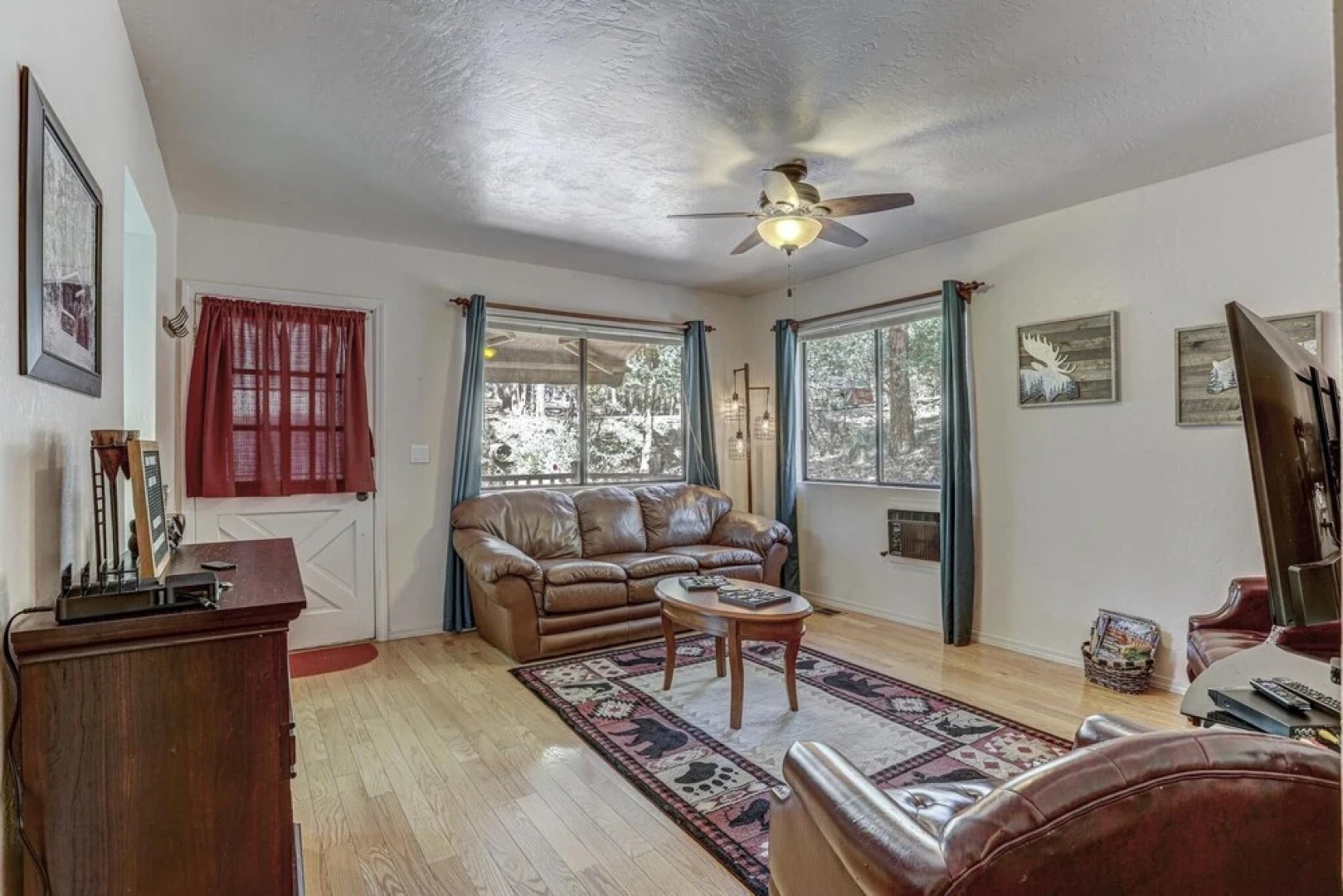 Bloody Basin Pine 2 Bedroom Cabin by Redawning