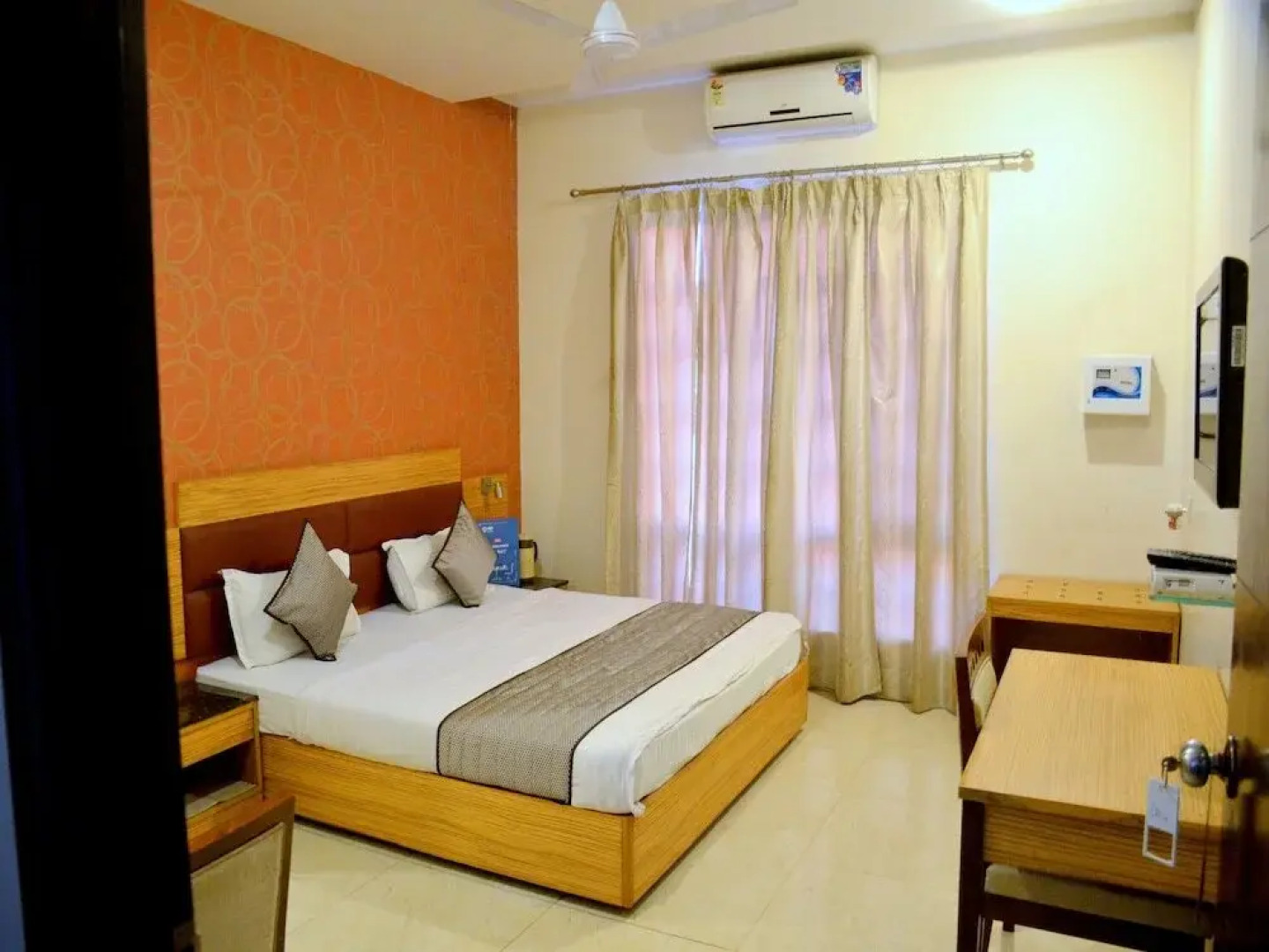 Tekarees Guest House