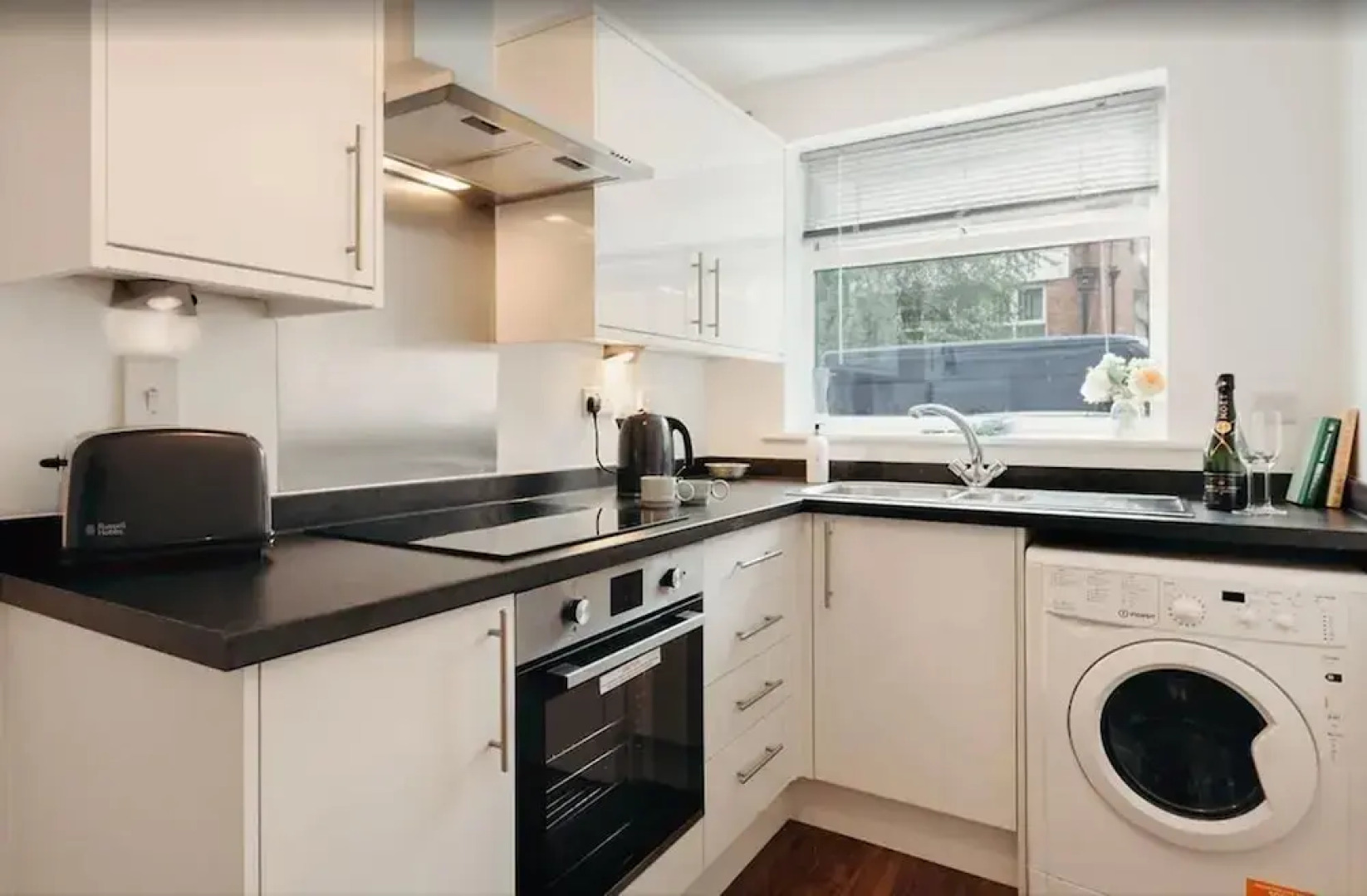 St Georges Court Yard