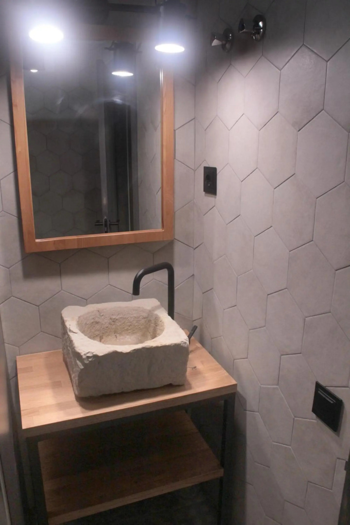 Amaroq Explorers BaseCamp