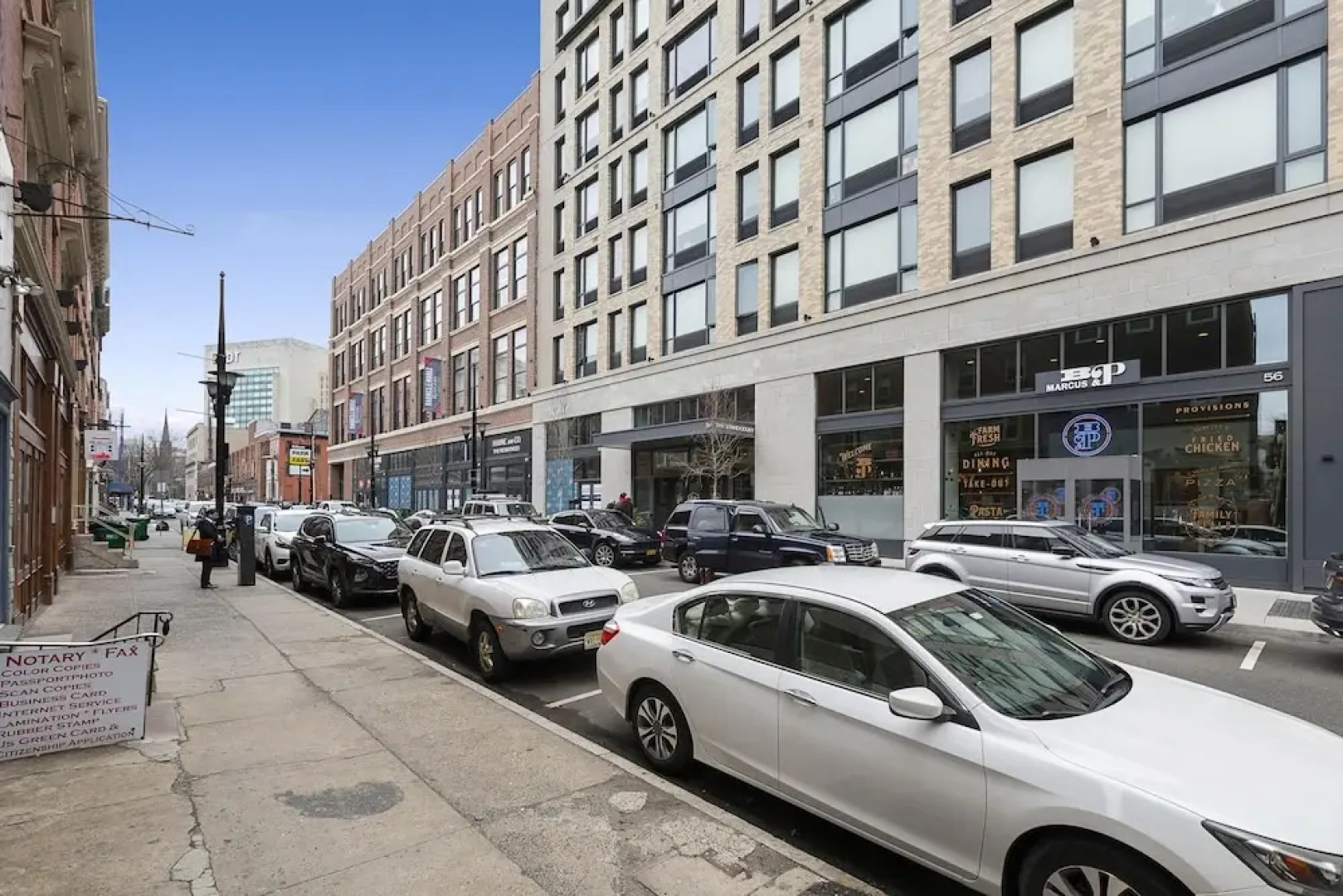 Halsey Haven - Center Of Downtown Arts District 2 Bedroom Apts by RedAwning