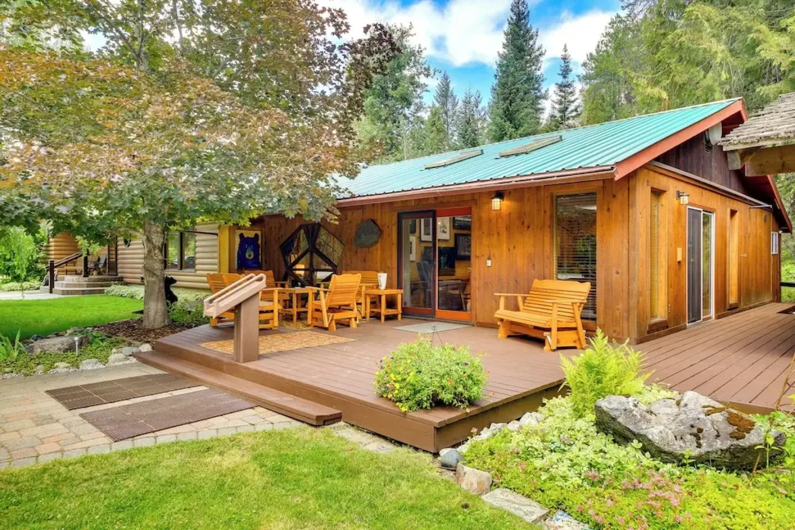 Unique Nordman Retreat 1 Mi to Priest Lake!