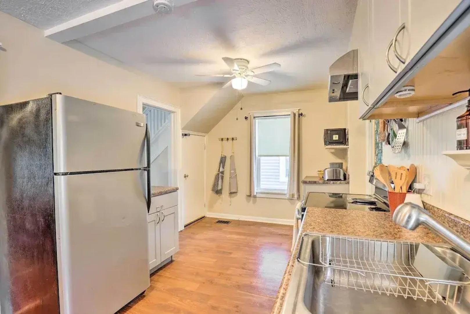 Penn Yan House Rental - Close to Wineries!