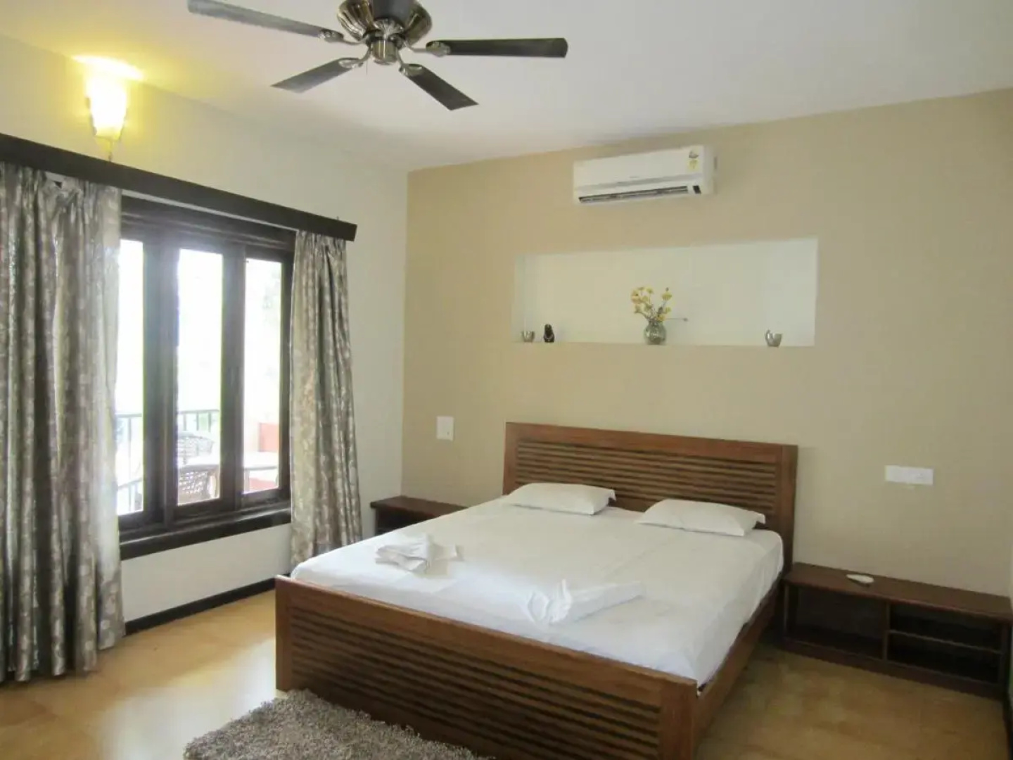 Villa Riverside