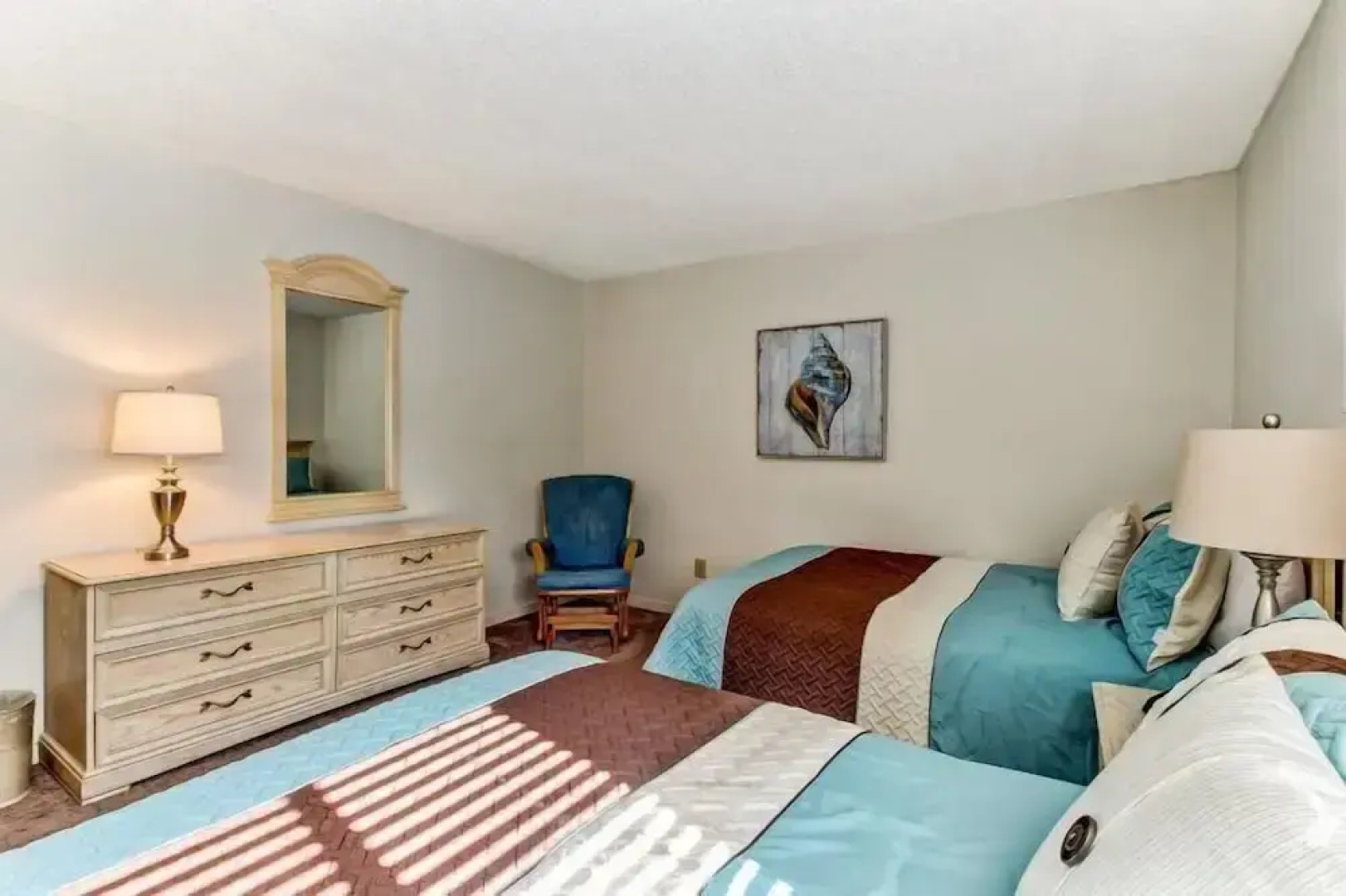 2072 Beachwood Villa