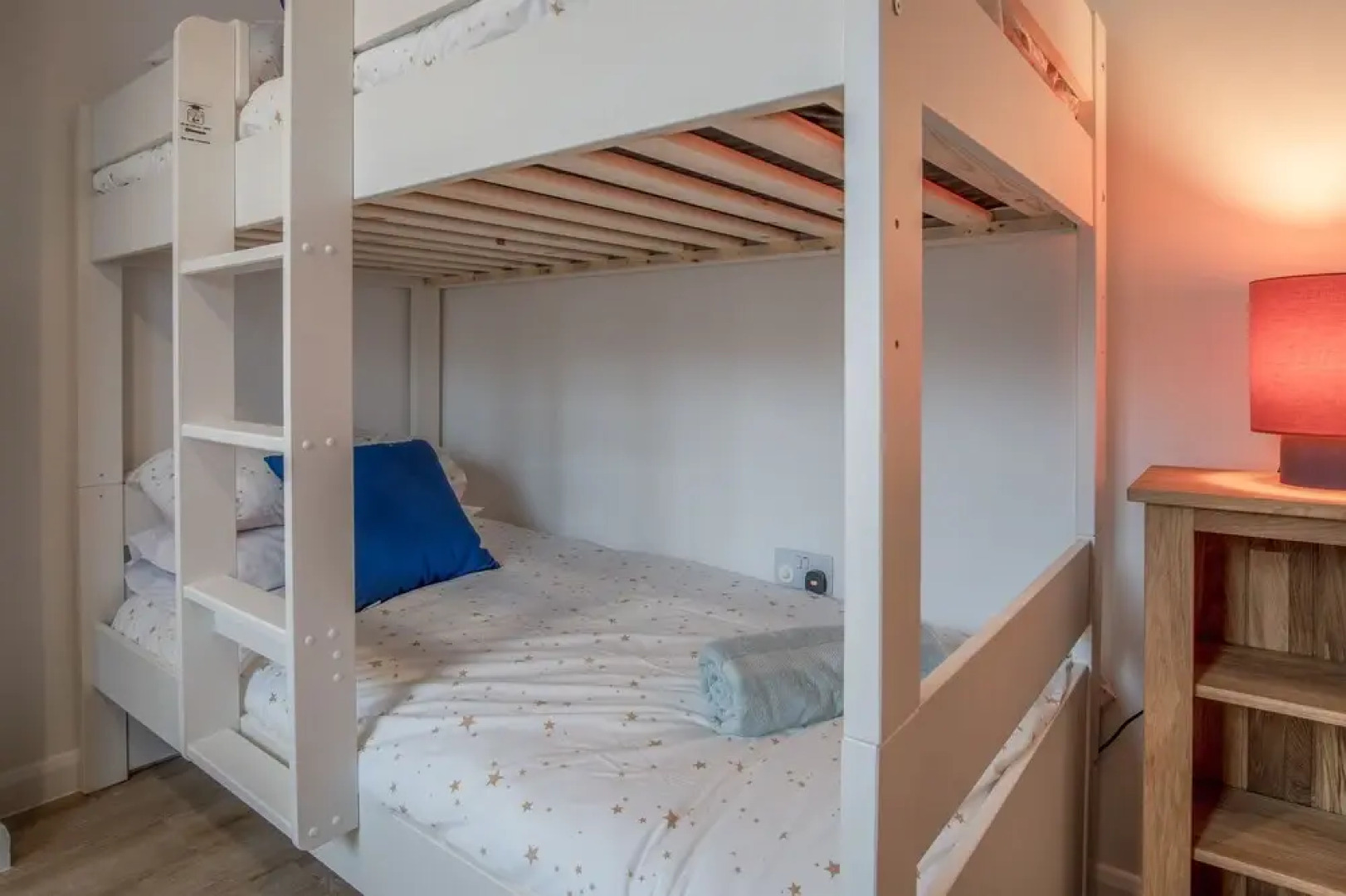 Pink Puffin Cottage - 2 Bed - Templeton