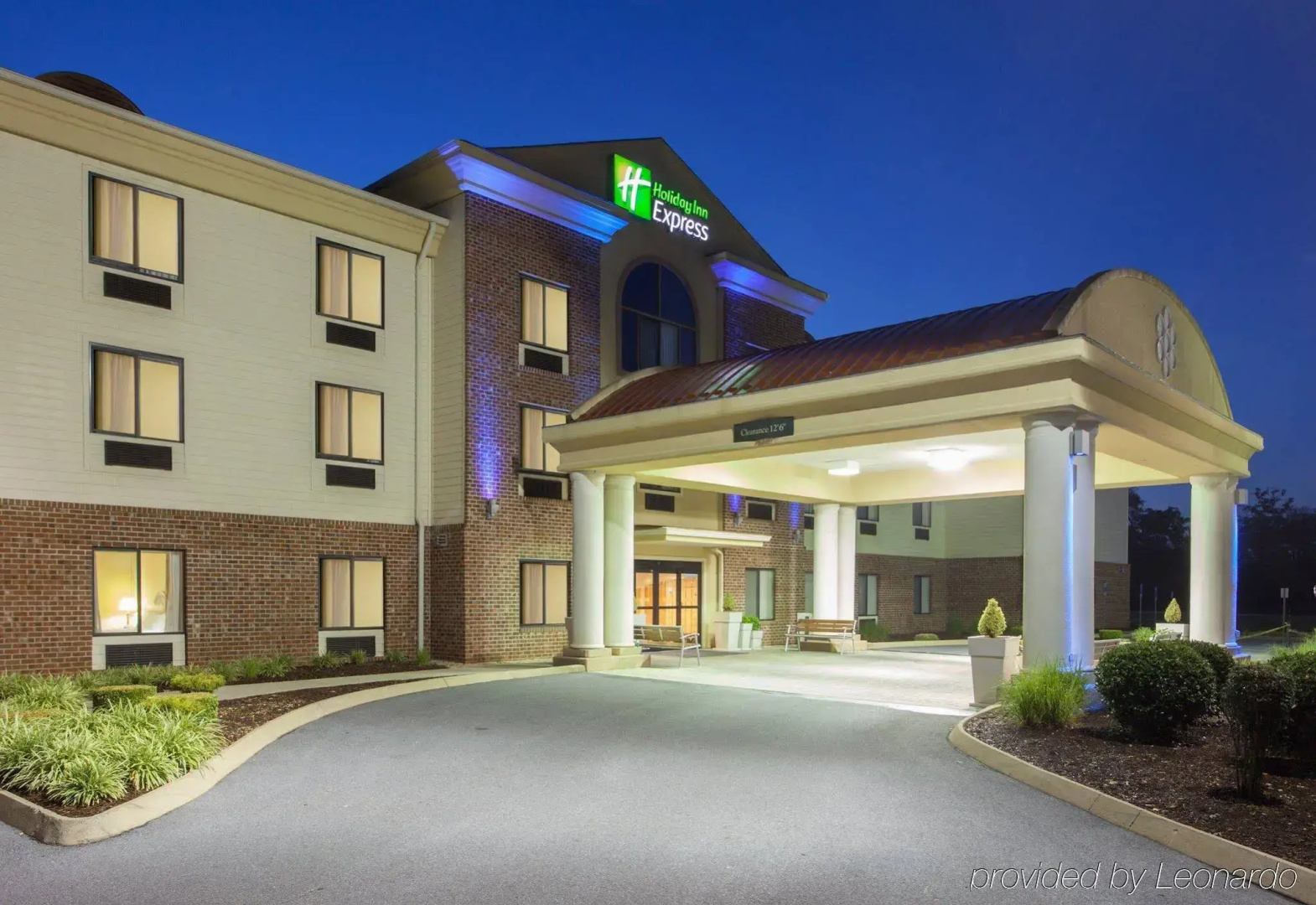 Holiday Inn Express Charles Town by IHG