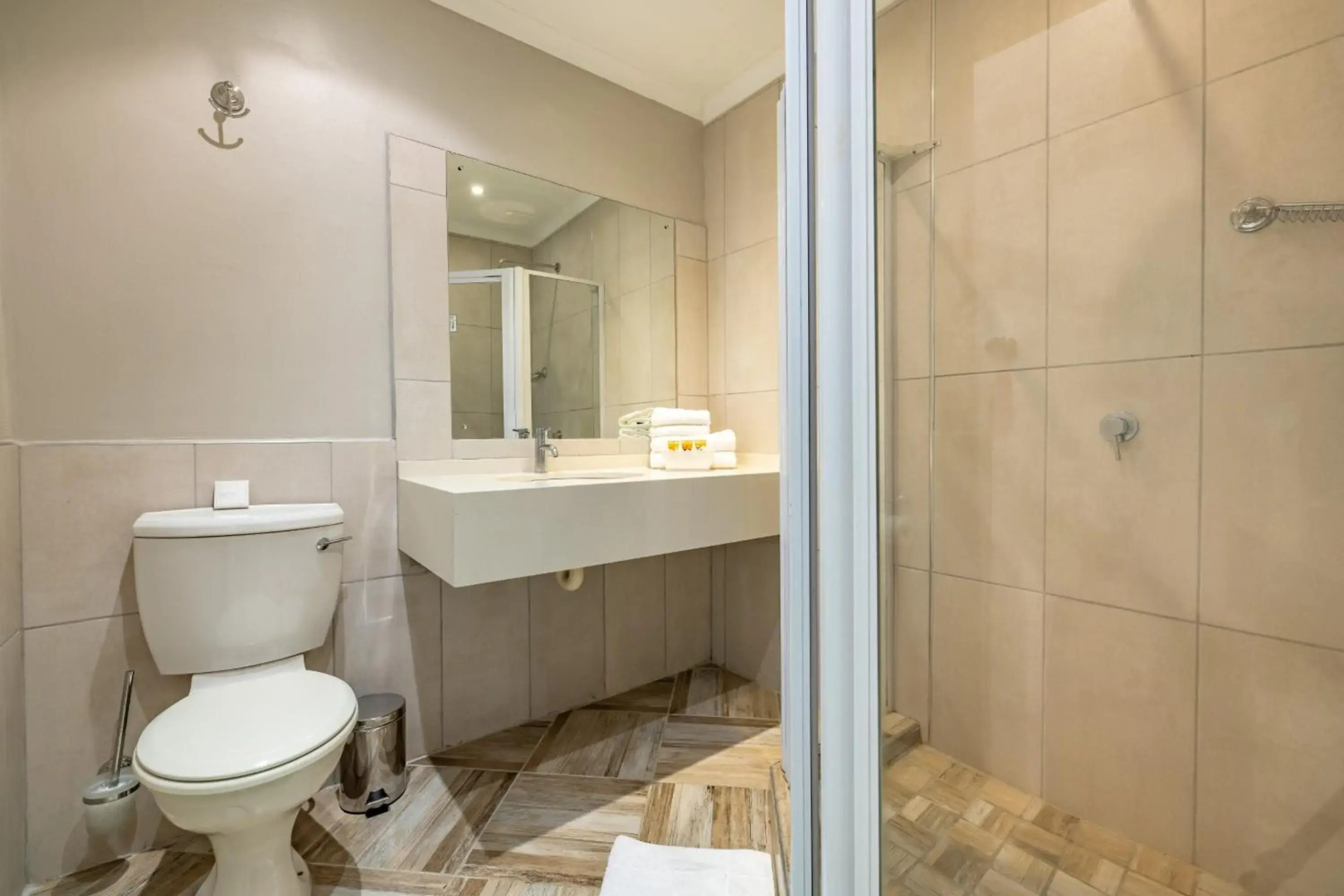 Hotel Numbi and Garden Suites