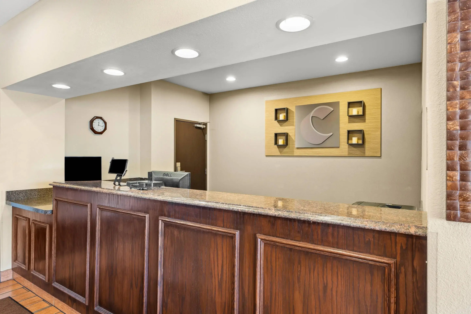 Comfort Inn Willow Springs US 60 and US 63