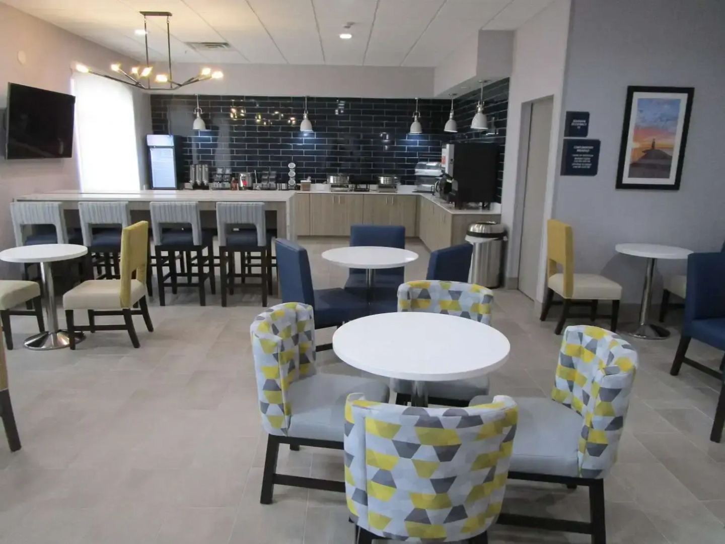 OYO Townhouse Oklahoma City Penn Square