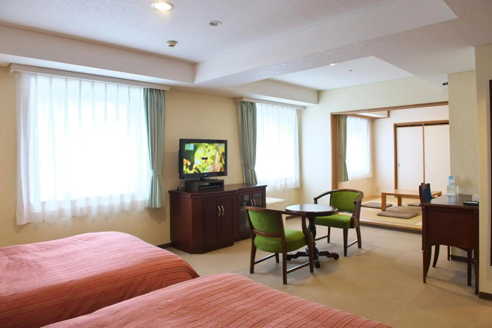 Hyper Hotel Chitose