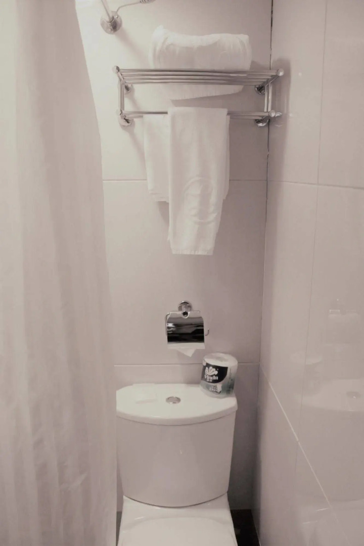 Oriental Lander Hotel