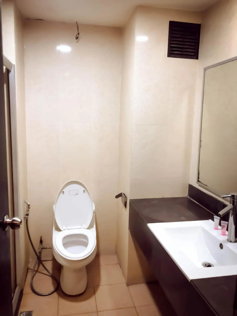 OYO 89619 De Choice Hotel