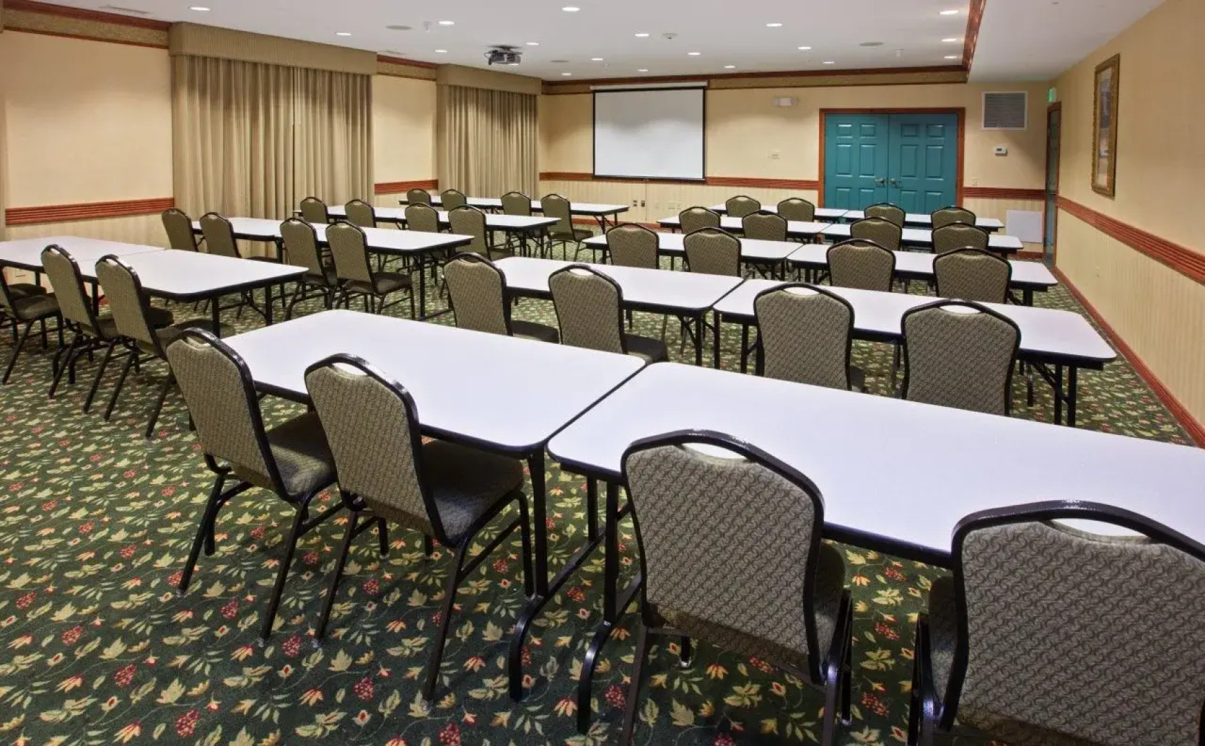 Country Inn & Suites by Radisson, Michigan City, IN