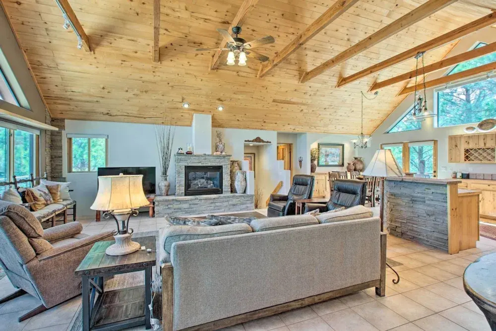 Stunning Angel Fire Cabin w/ Hot Tub & 3 Decks!