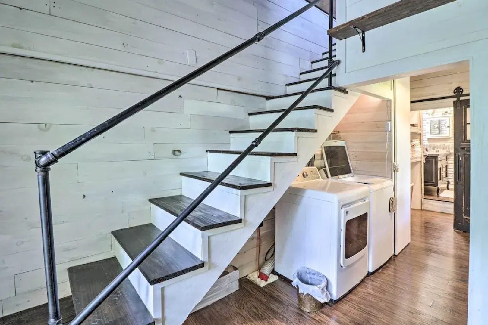 Country-chic Cotter Home w/ Outdoor Living Space!