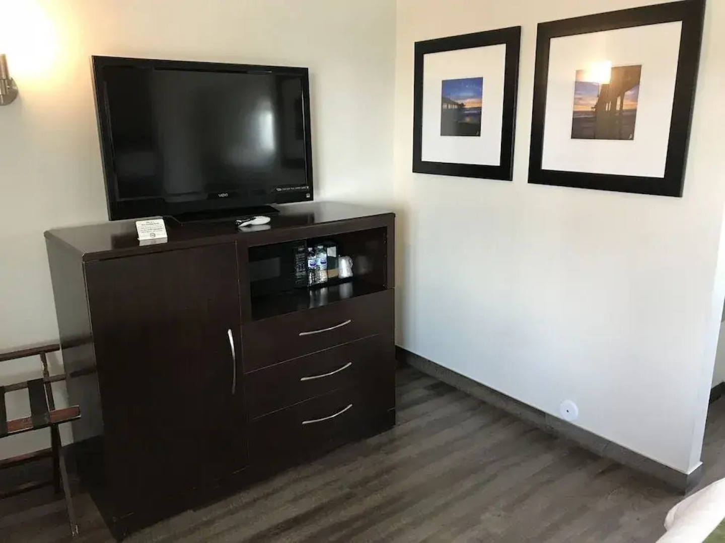 Hi View Inn & Suites