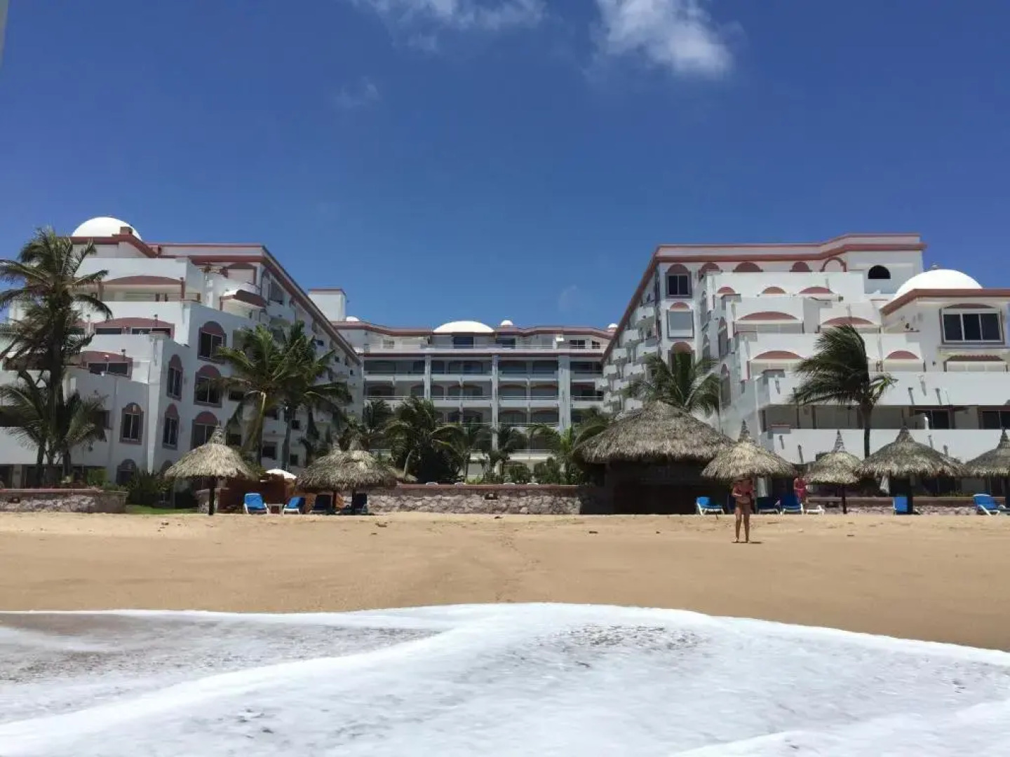 Maz4you Beachfront Condo