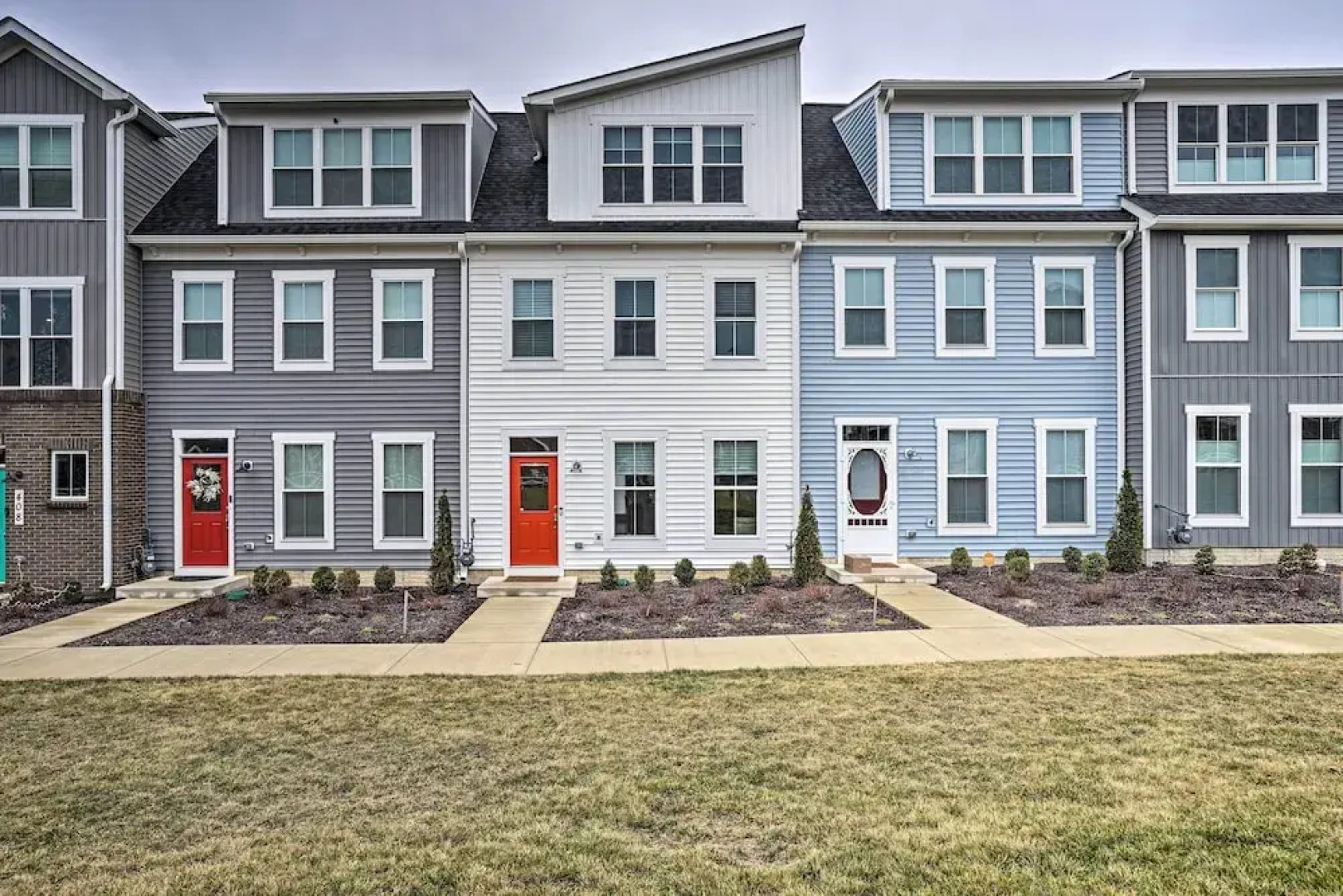 Modern Townhome 4 Mi to Downtown Frederick!