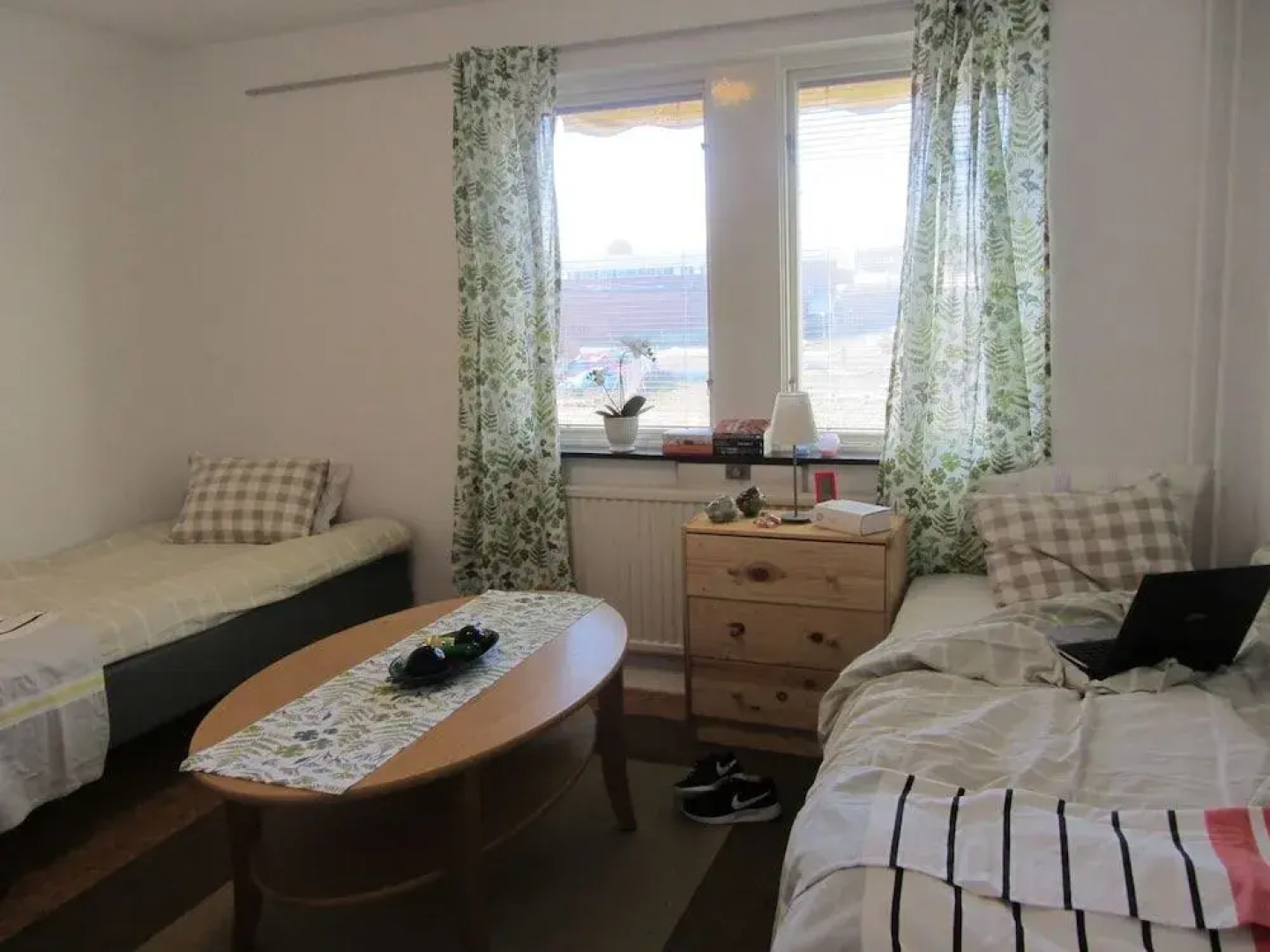 Hållsta Home Vandrarhem - Hostel