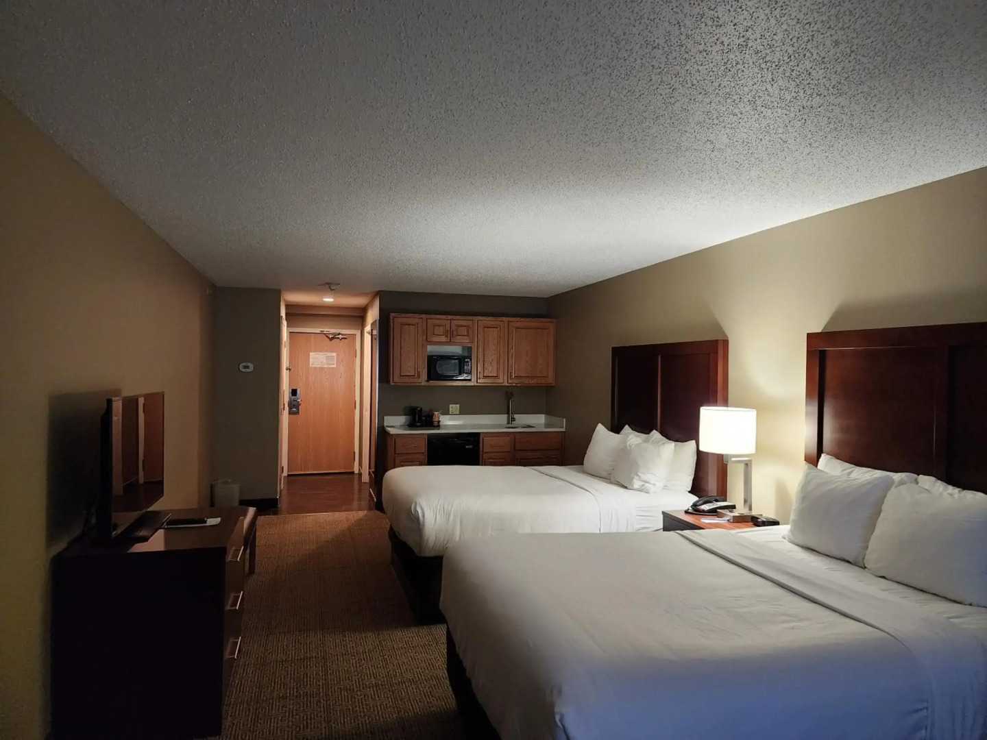 Comfort Inn & Suites Milford / Cooperstown