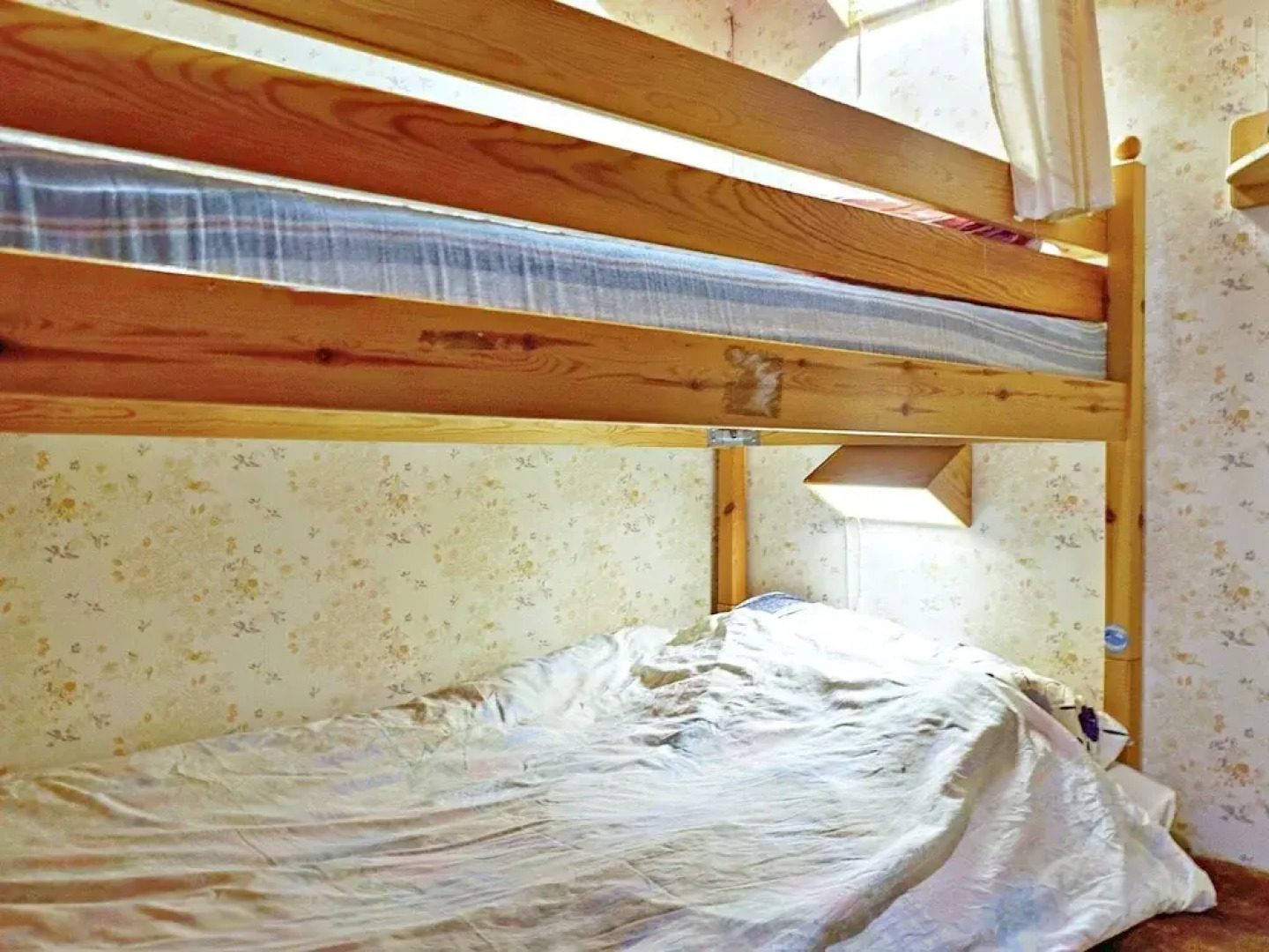 6 Person Holiday Home in Djurhamn