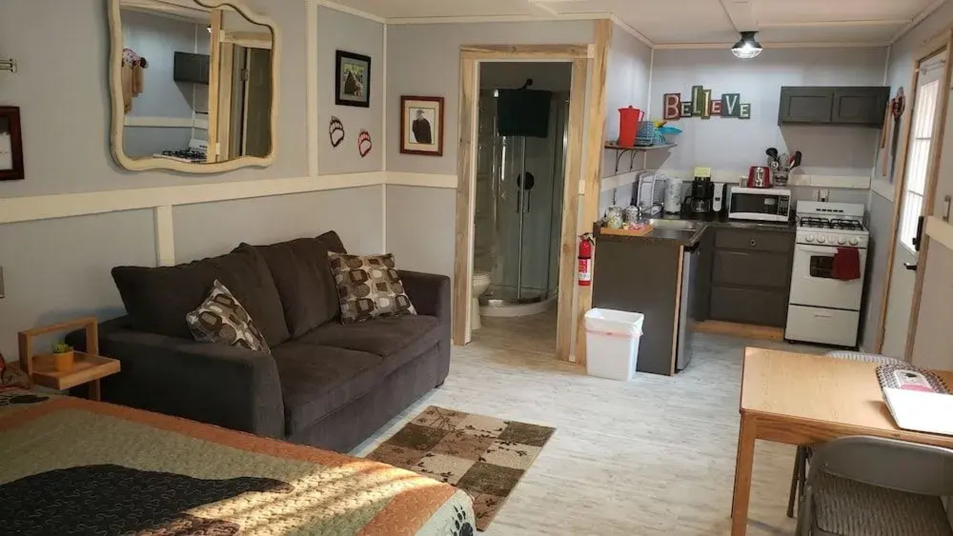 Mooseberry Cabin, Willow AK